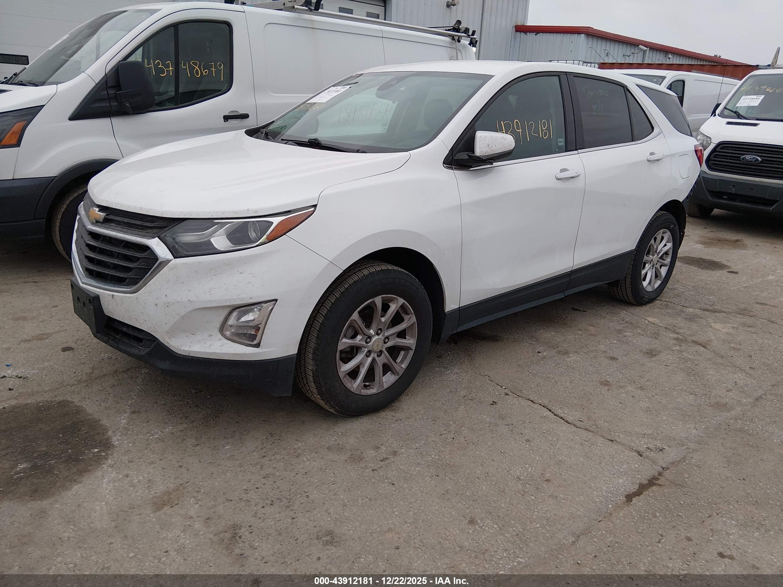 CHEVROLET EQUINOX image 2