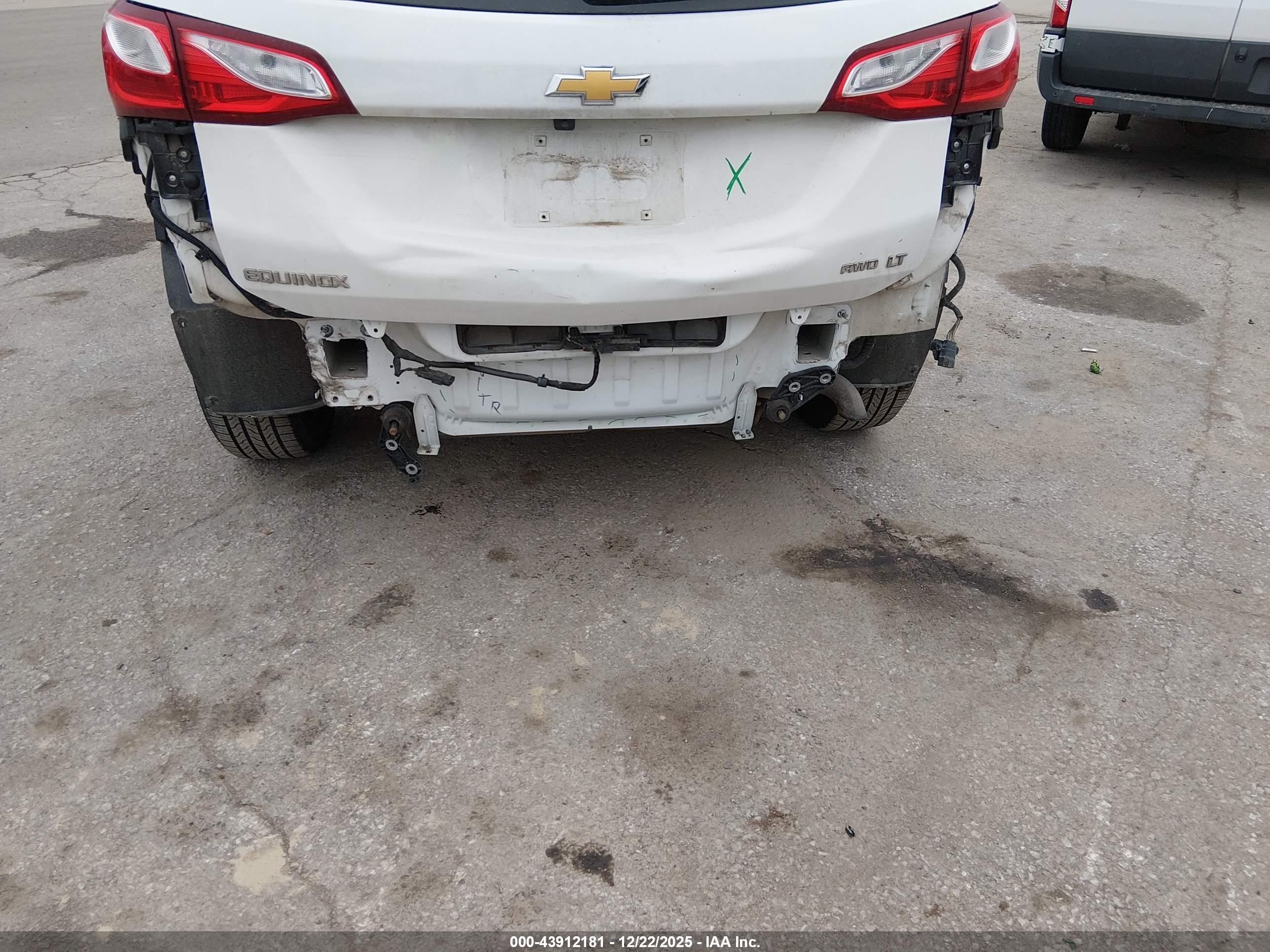 CHEVROLET EQUINOX image 6
