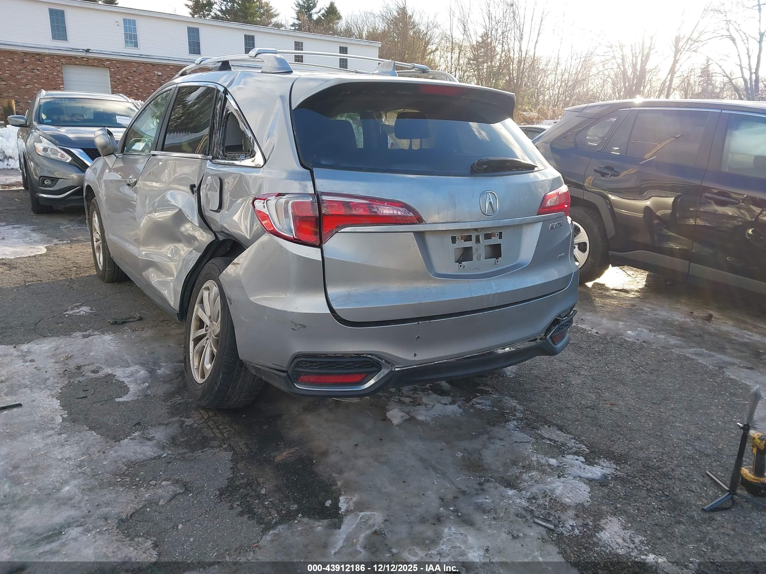 ACURA RDX image 3