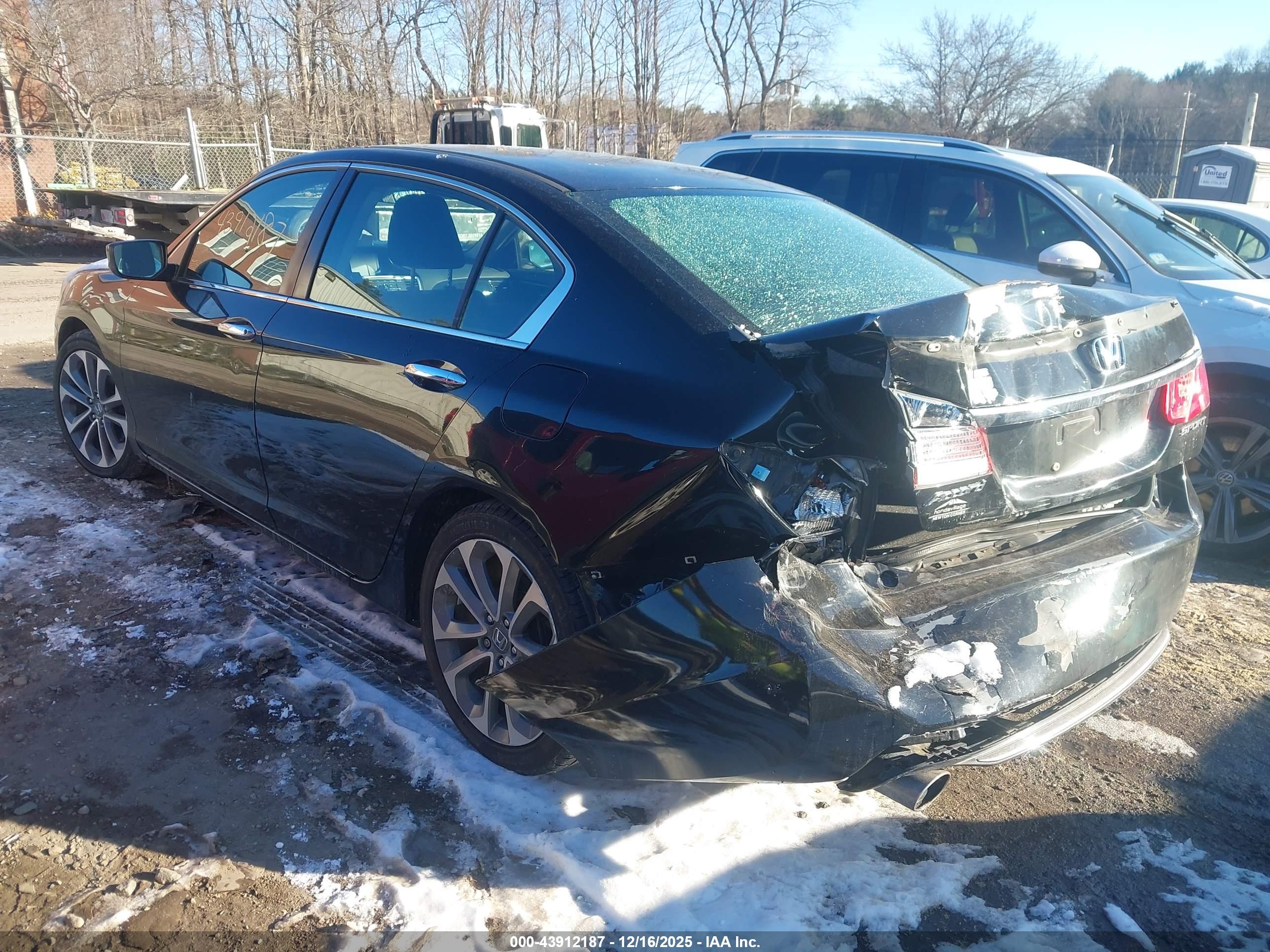 HONDA ACCORD image 3