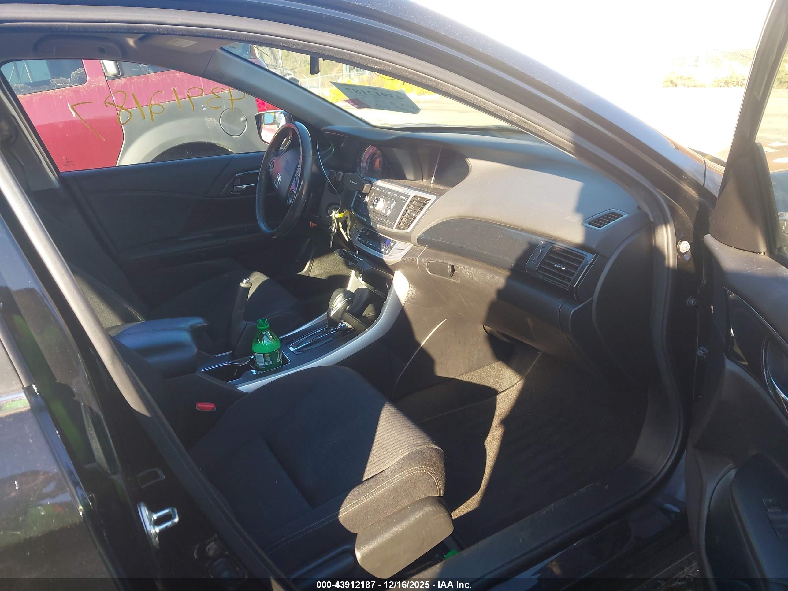 HONDA ACCORD image 5