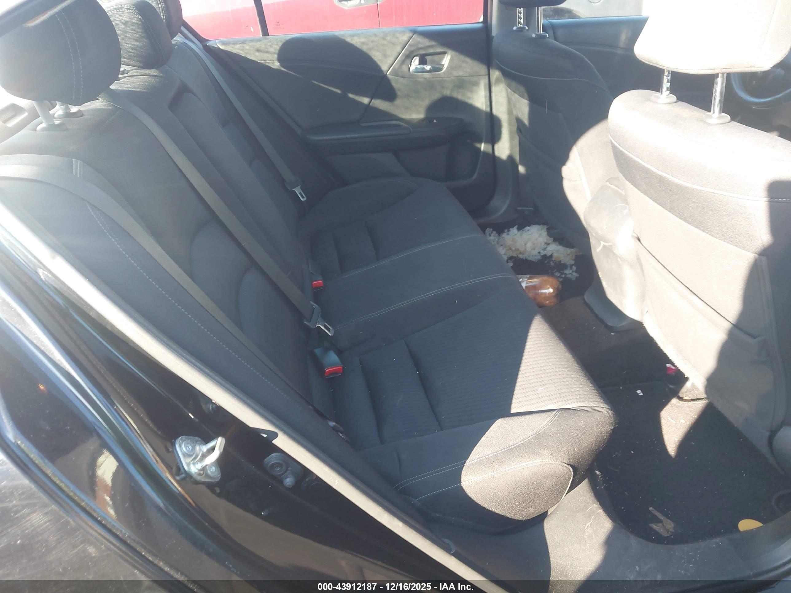 HONDA ACCORD image 8