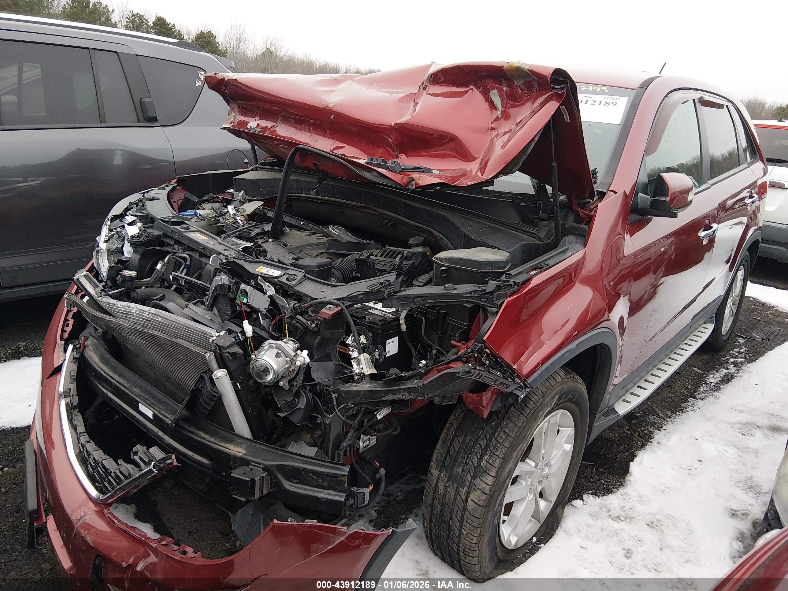 KIA SORENTO image 2
