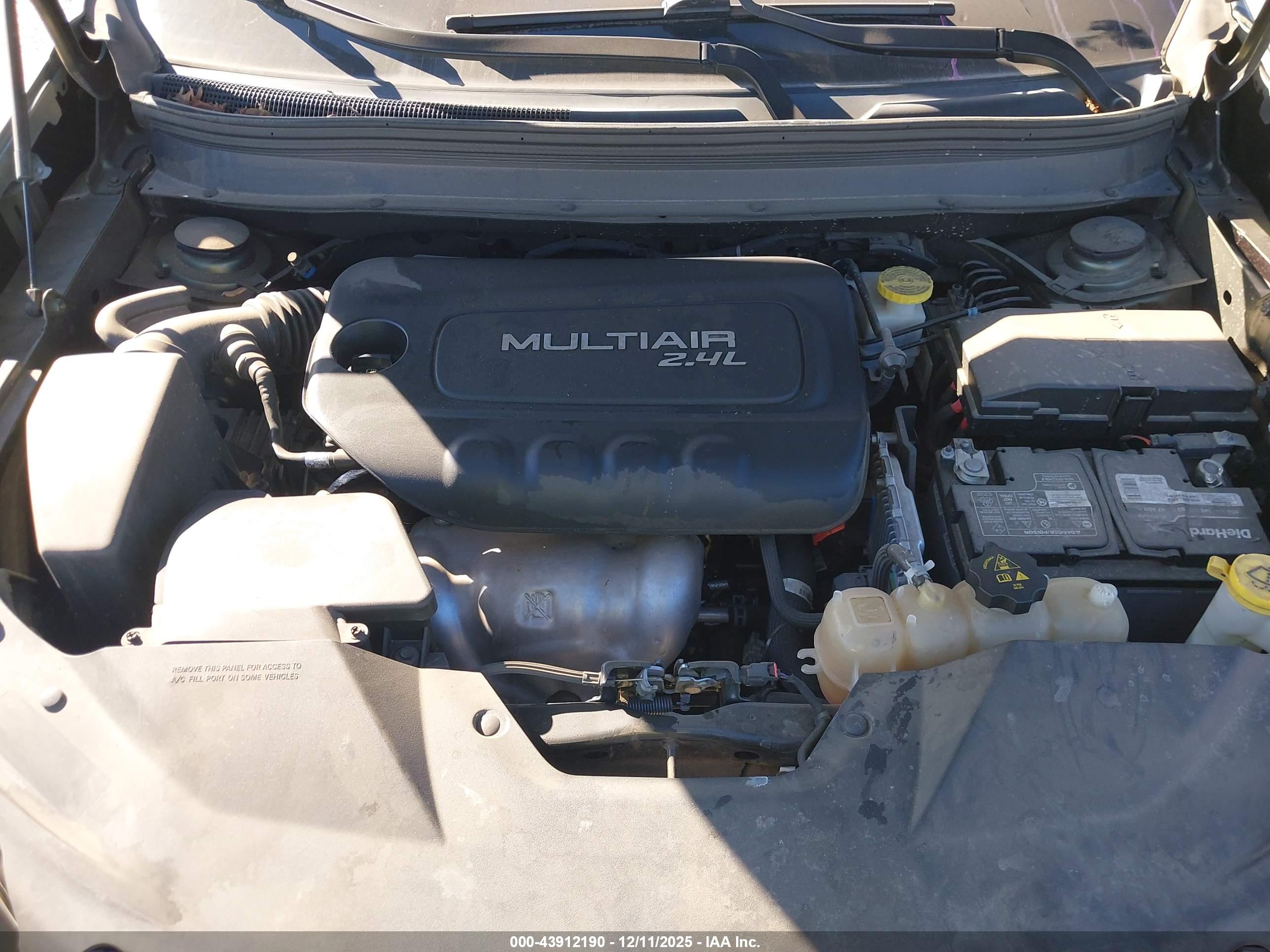JEEP CHEROKEE image 10