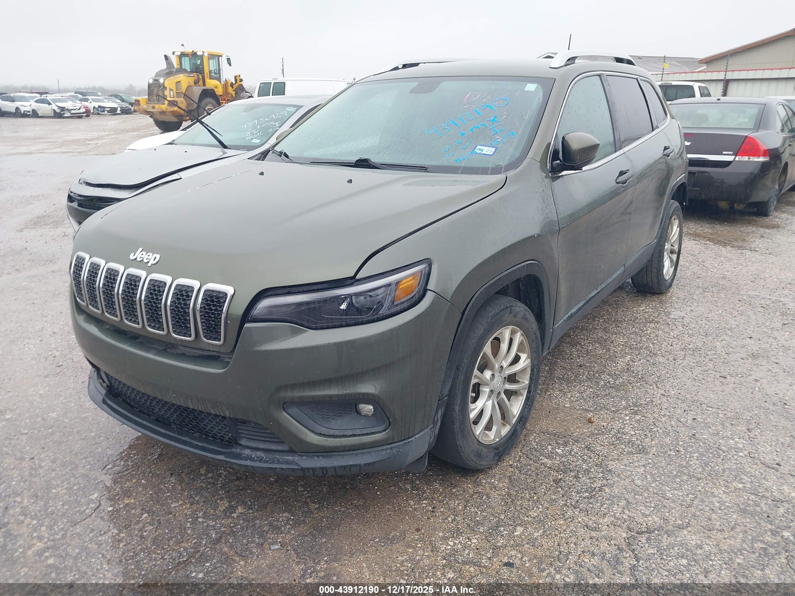 JEEP CHEROKEE image 2