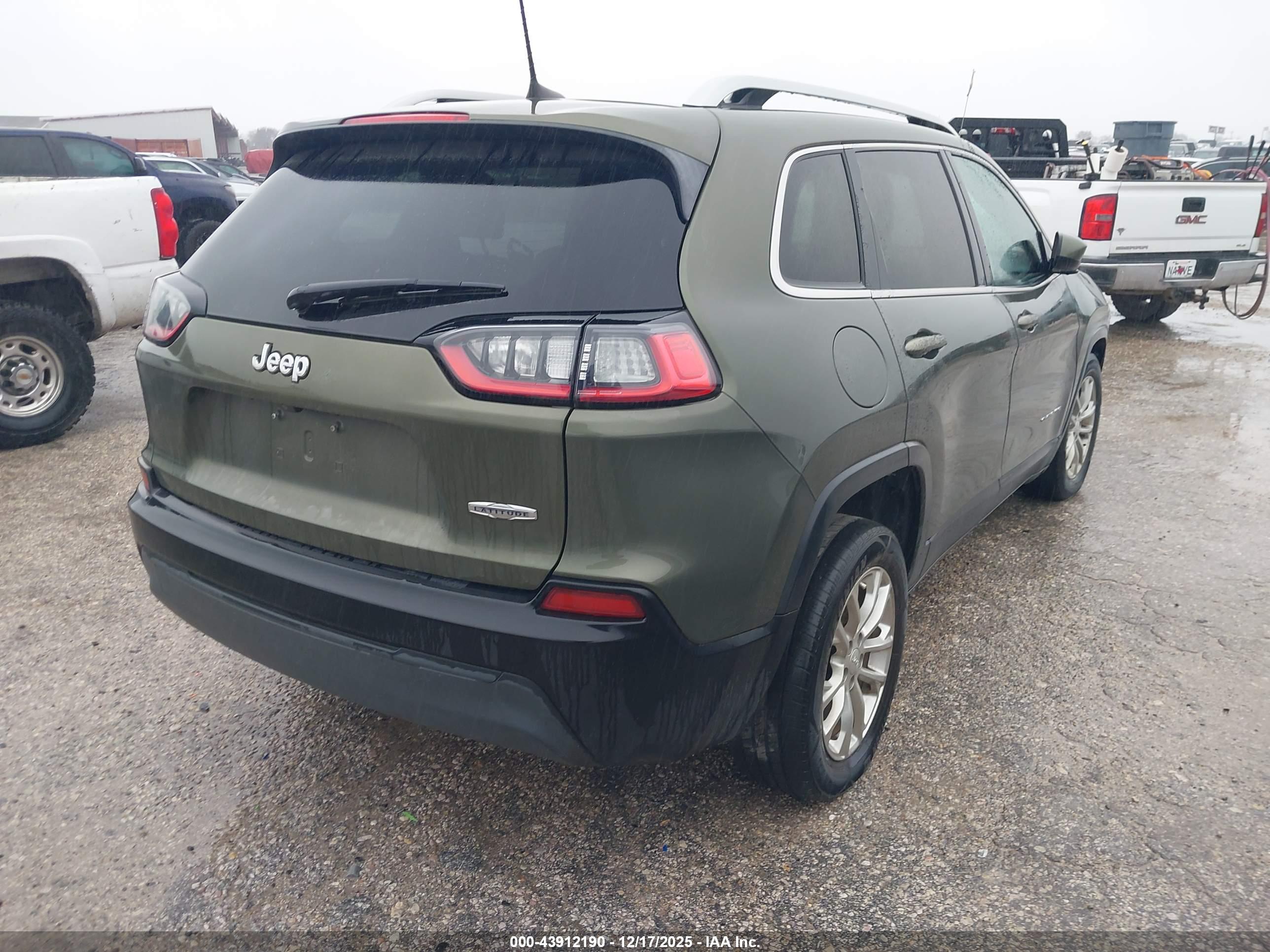 JEEP CHEROKEE image 4