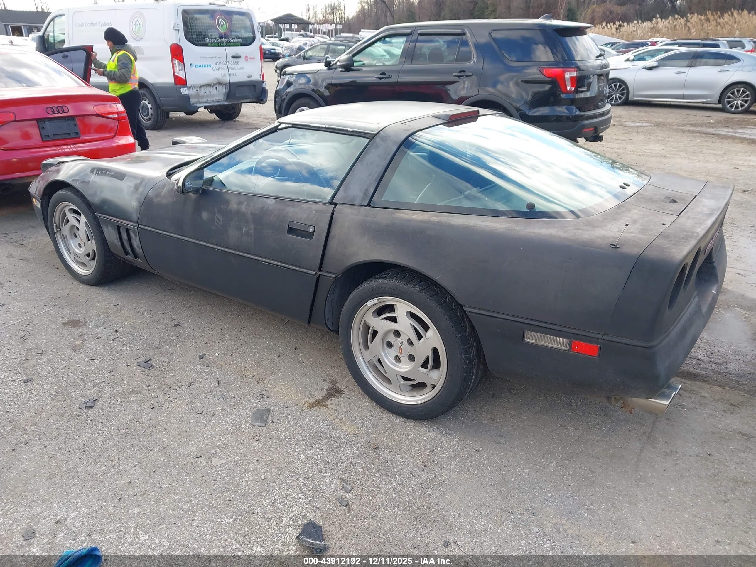 CHEVROLET CORVETTE image 3