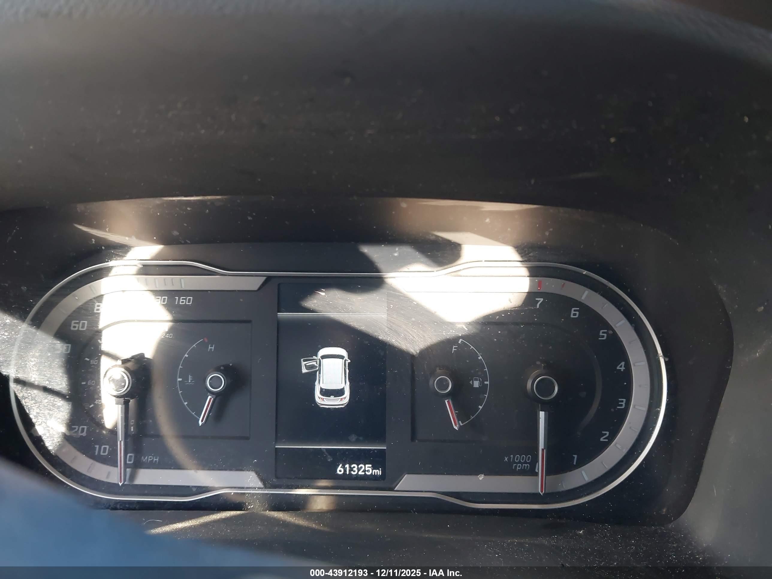 HYUNDAI TUCSON image 7