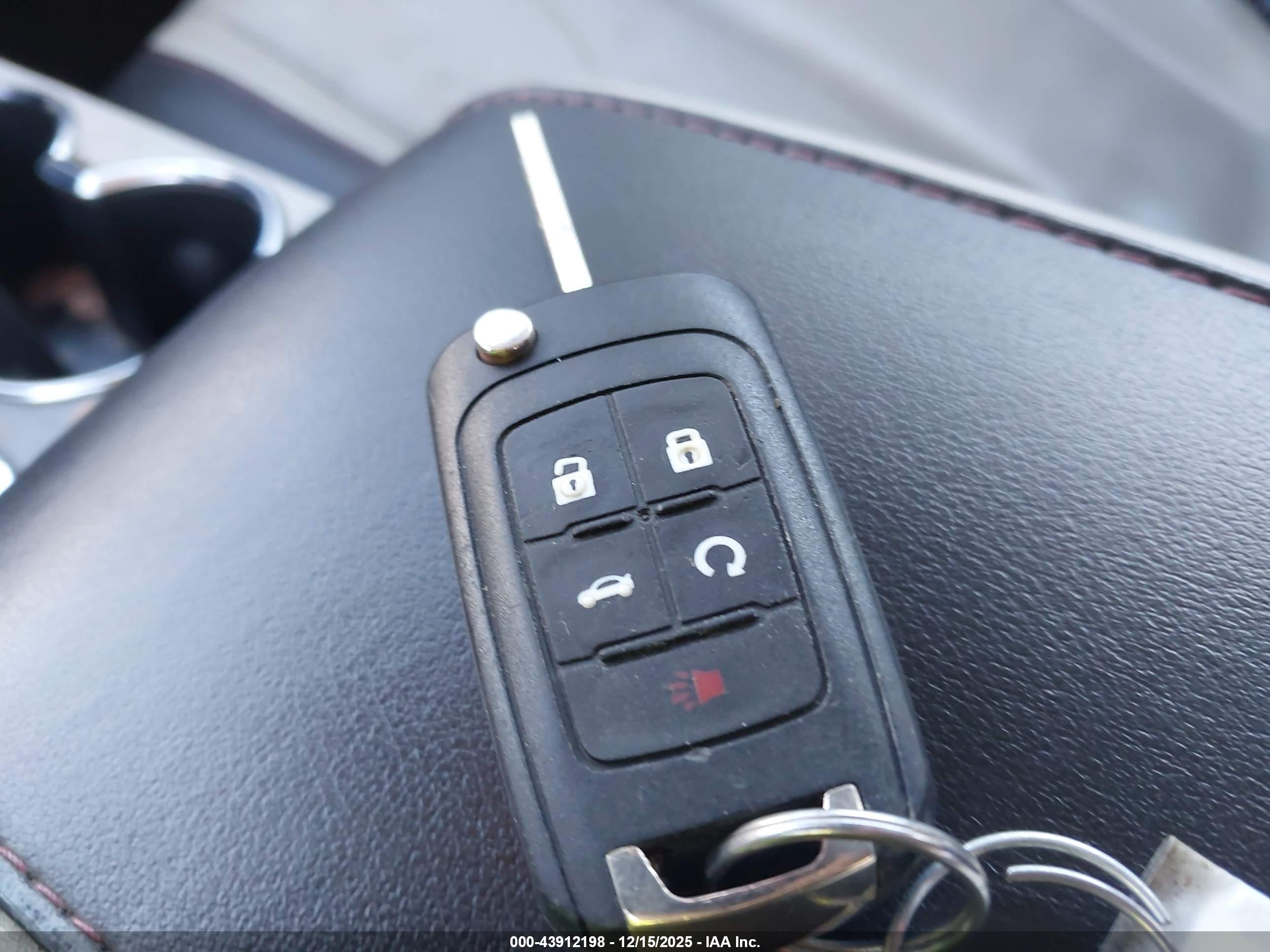 GMC TERRAIN image 11