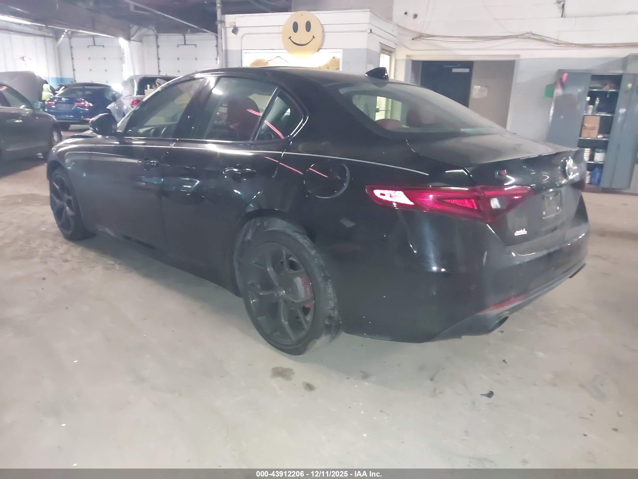 ALFA ROMEO image 3