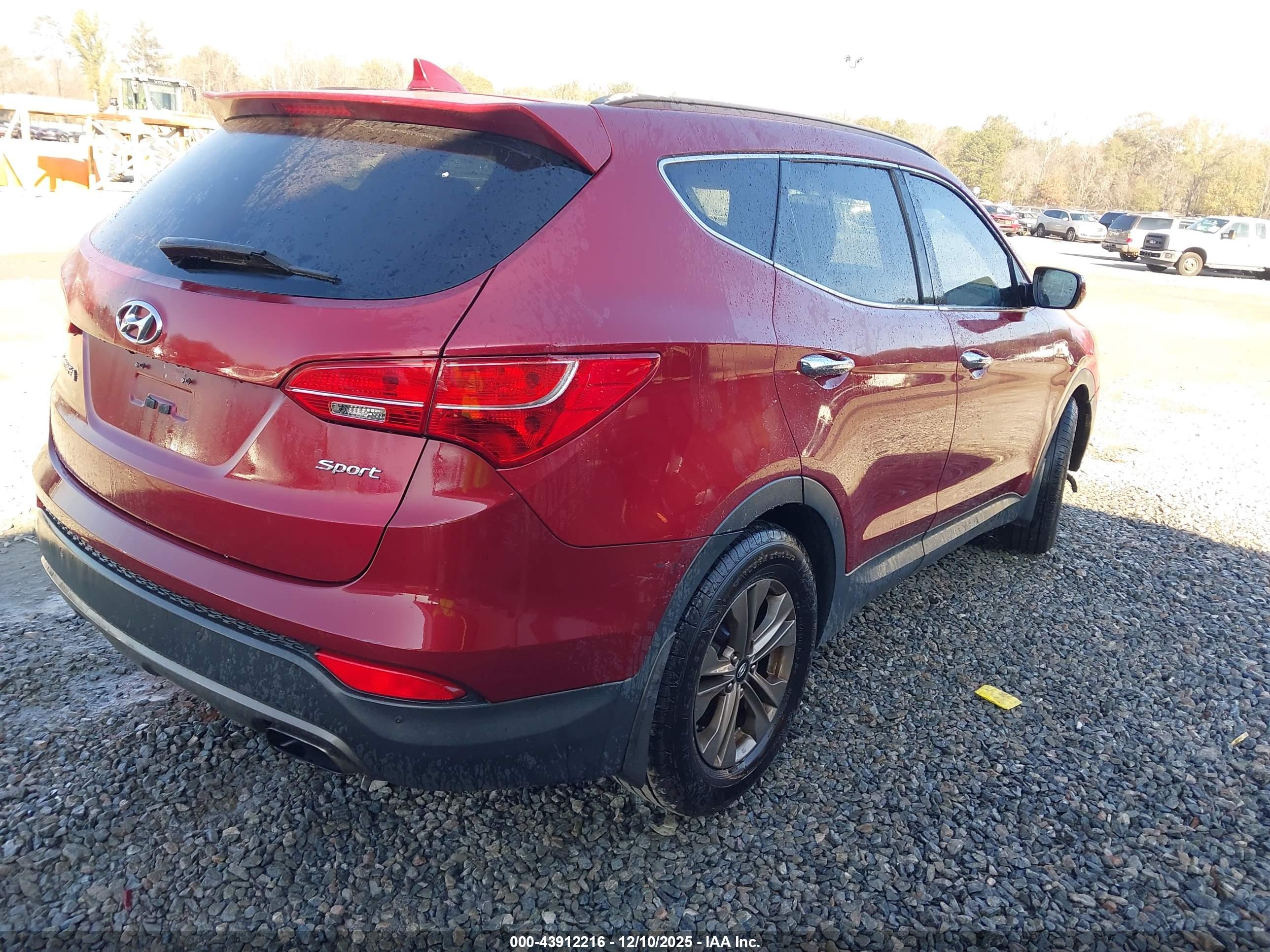 HYUNDAI SANTA image 4