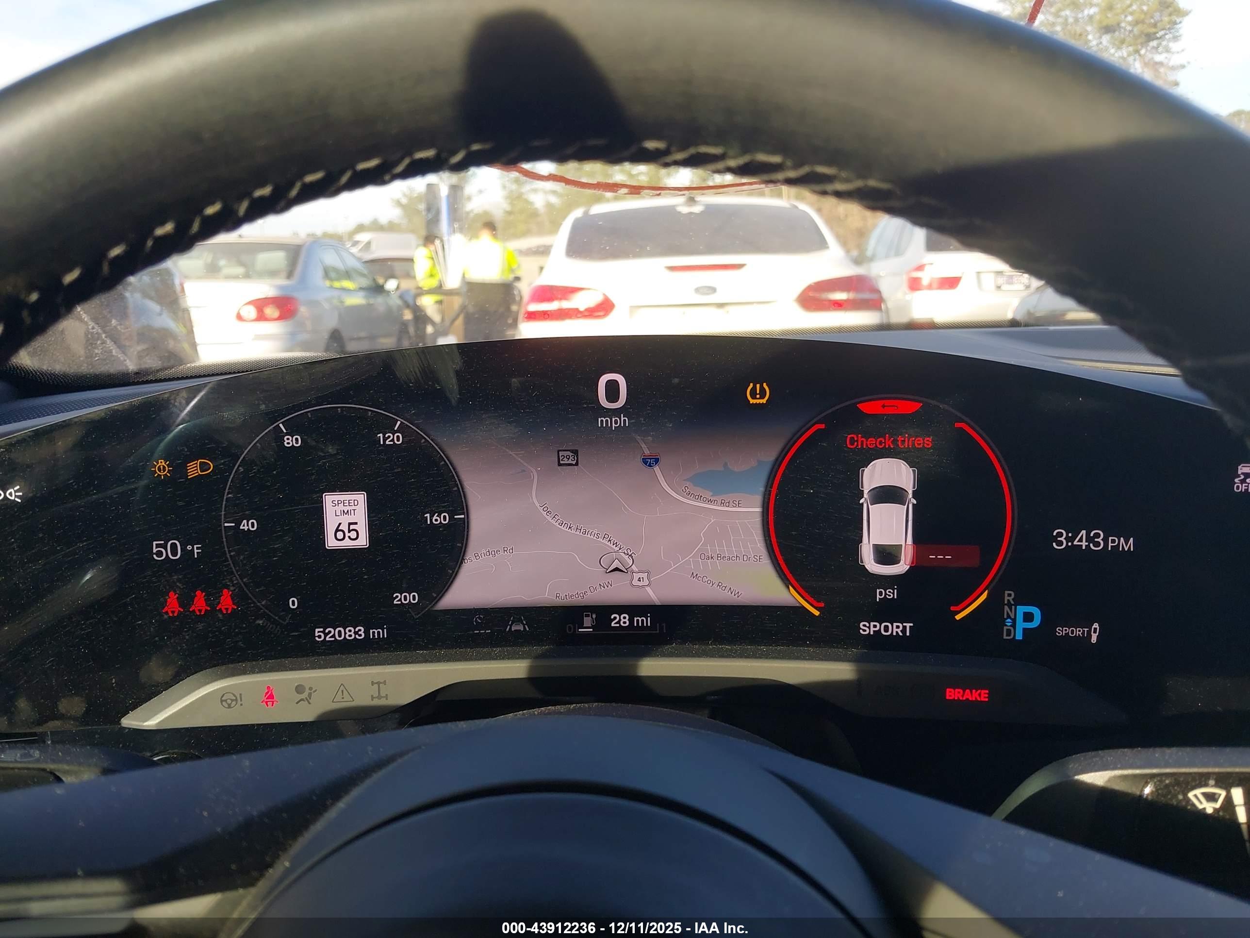 PORSCHE TAYCAN image 7