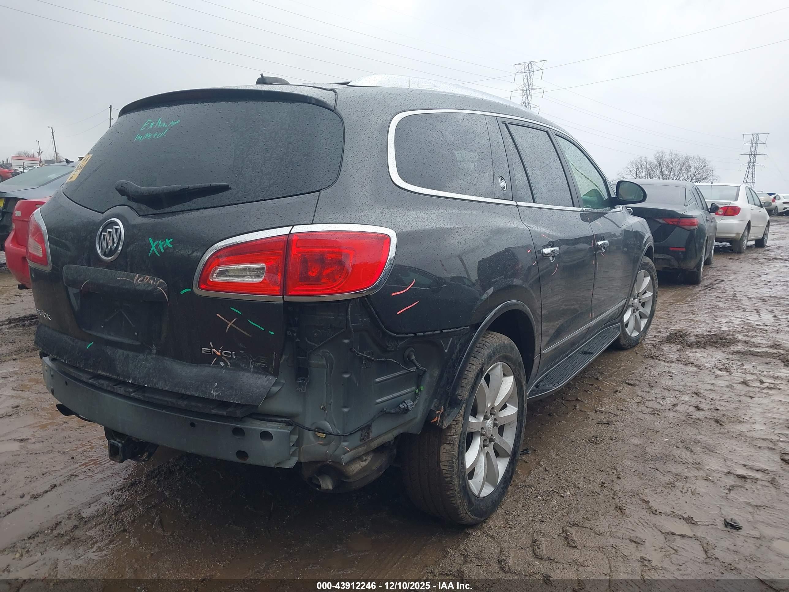 BUICK ENCLAVE image 4