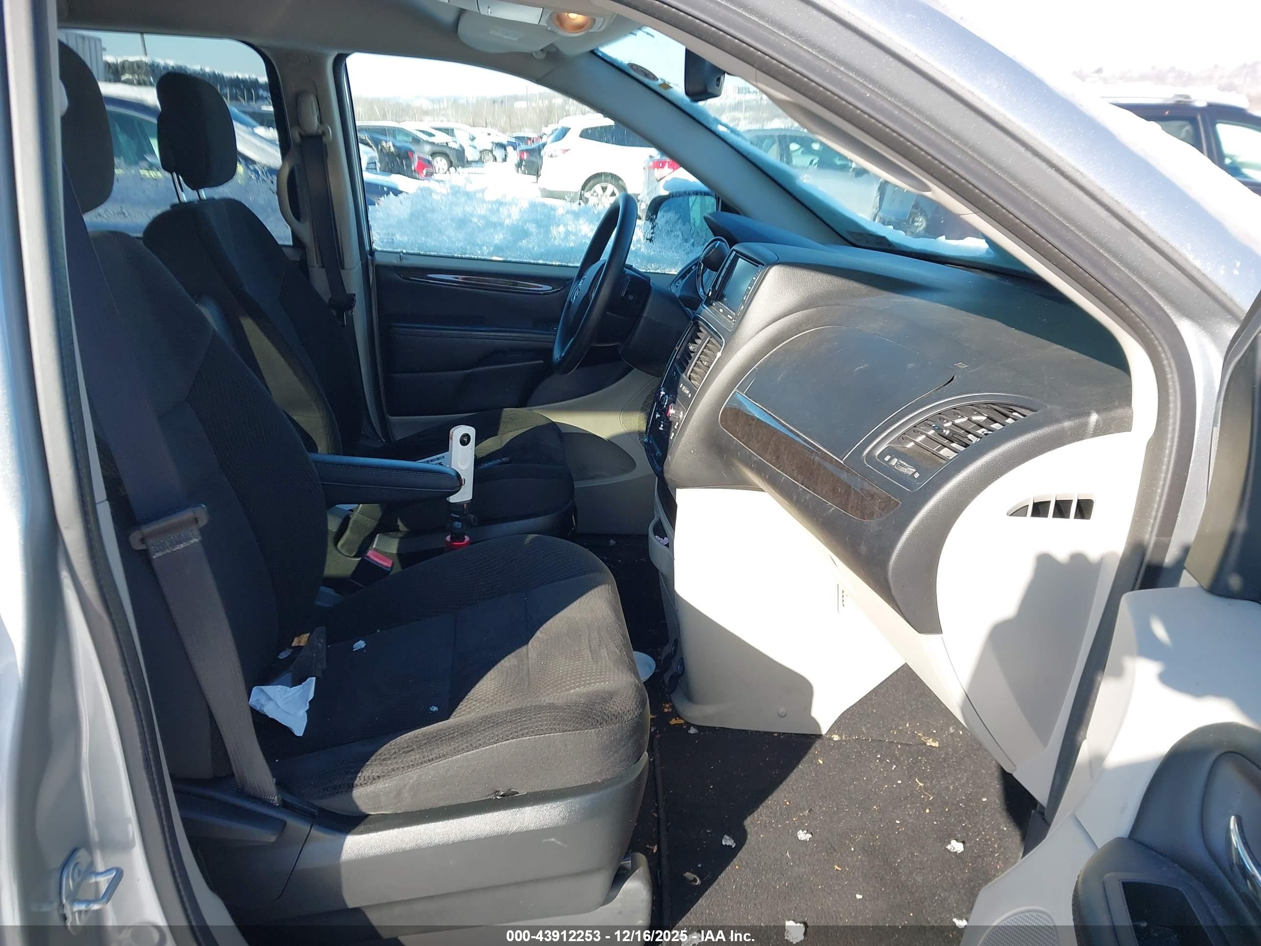 DODGE GRAND image 5