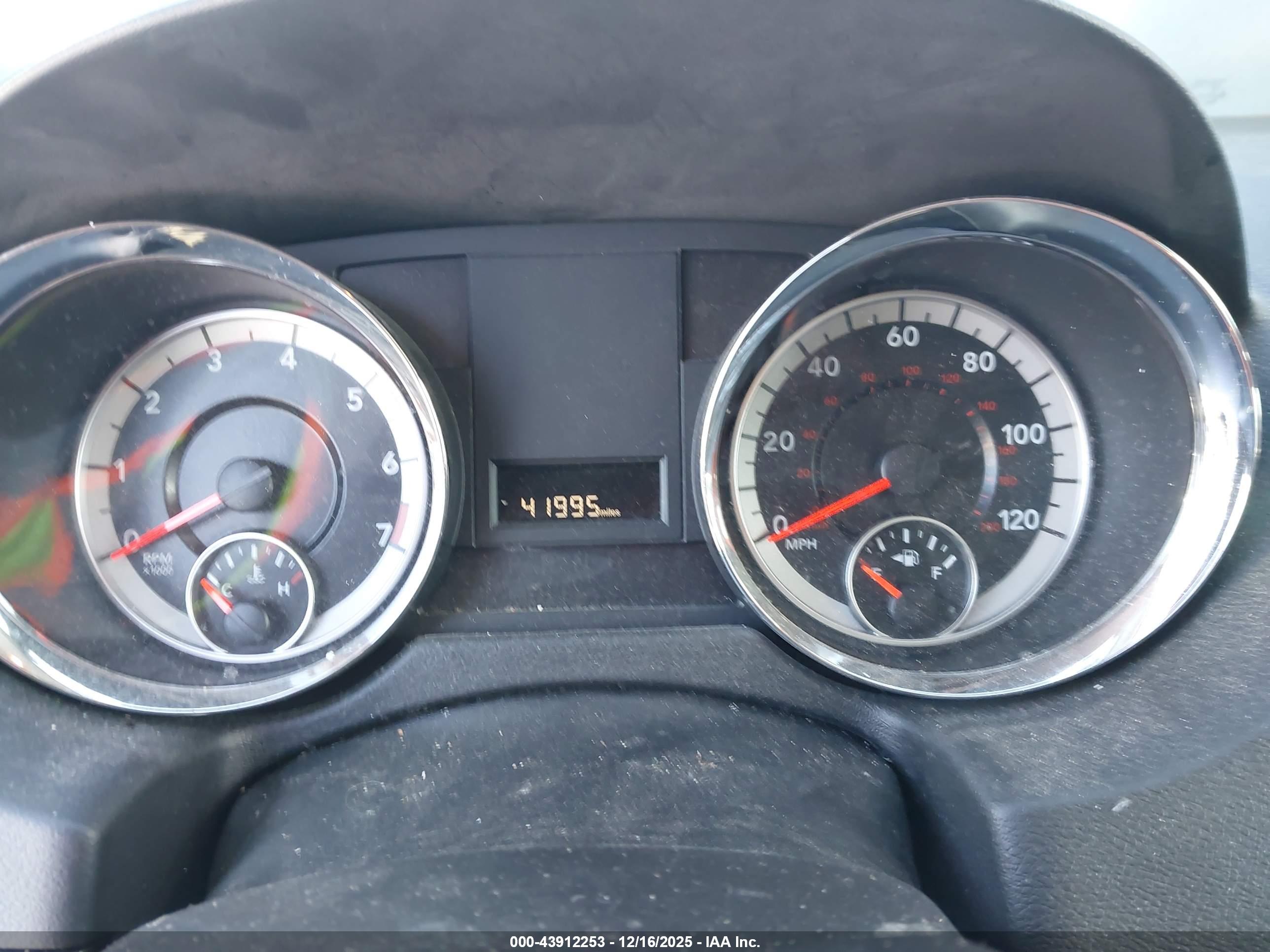 DODGE GRAND image 7