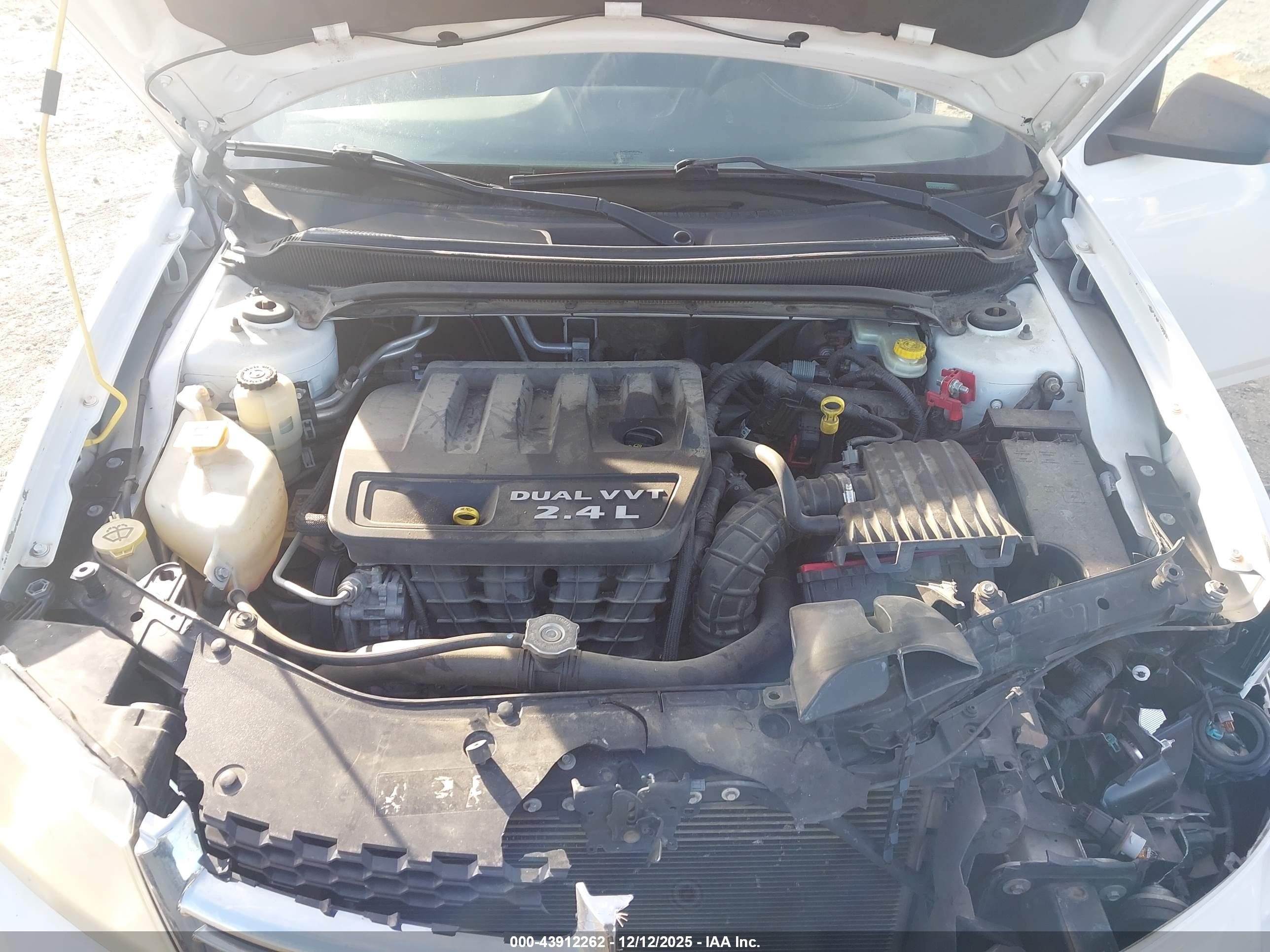 DODGE AVENGER image 10