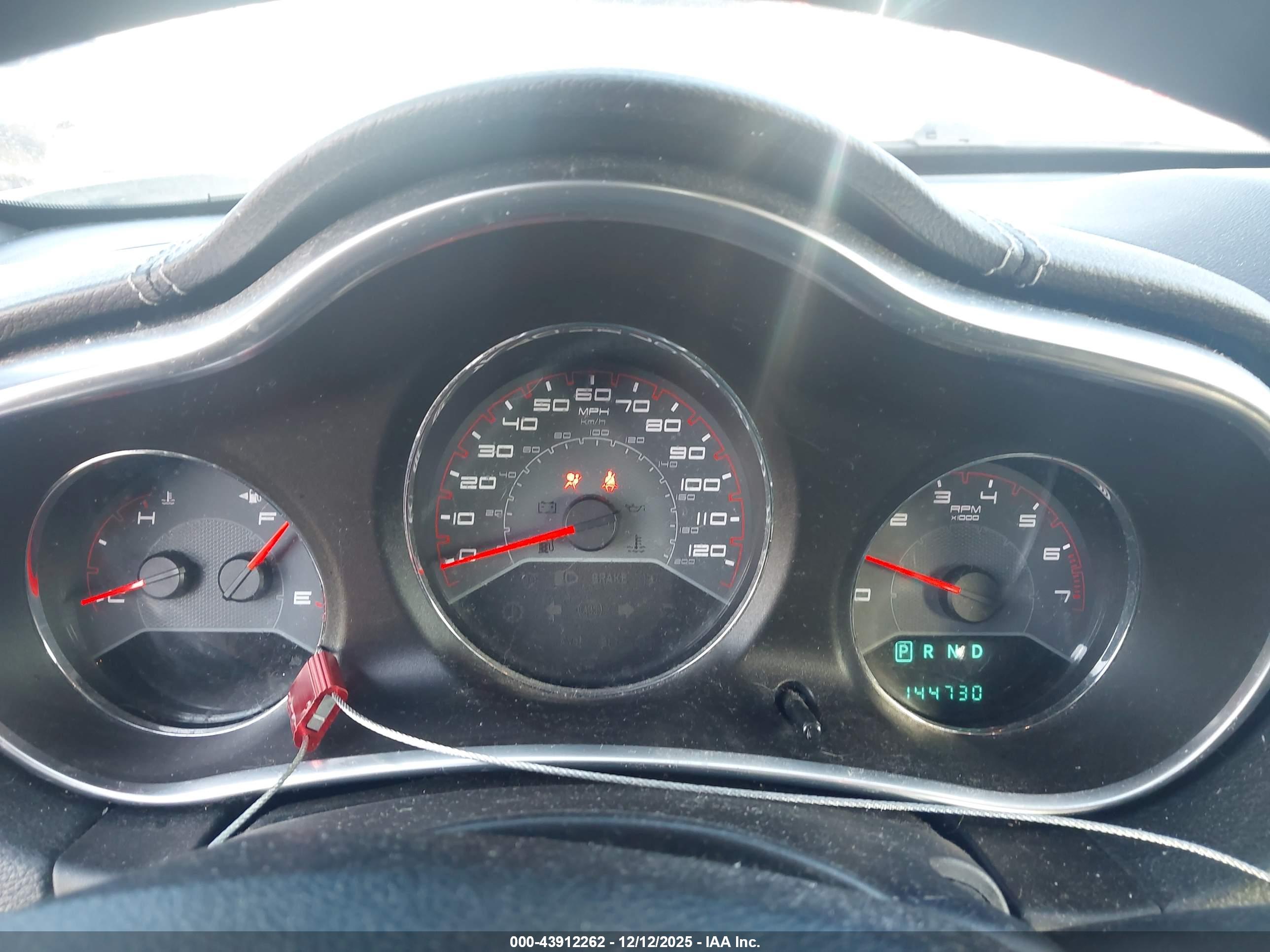DODGE AVENGER image 7