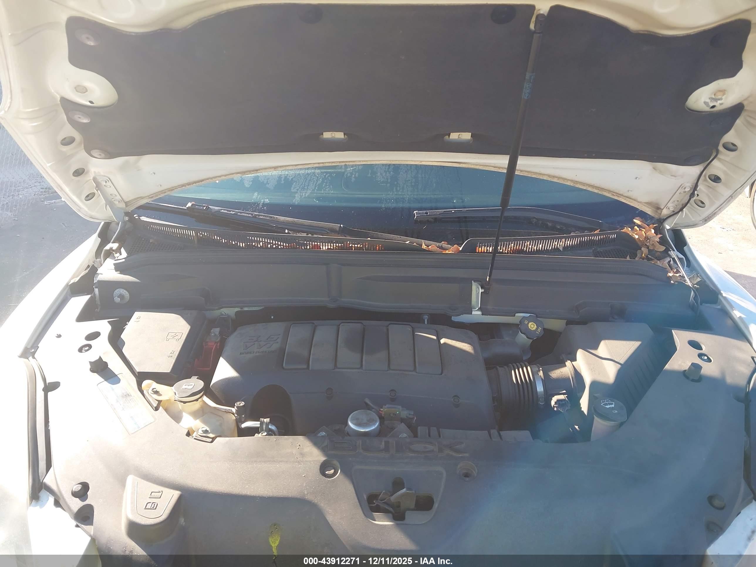 BUICK ENCLAVE image 10