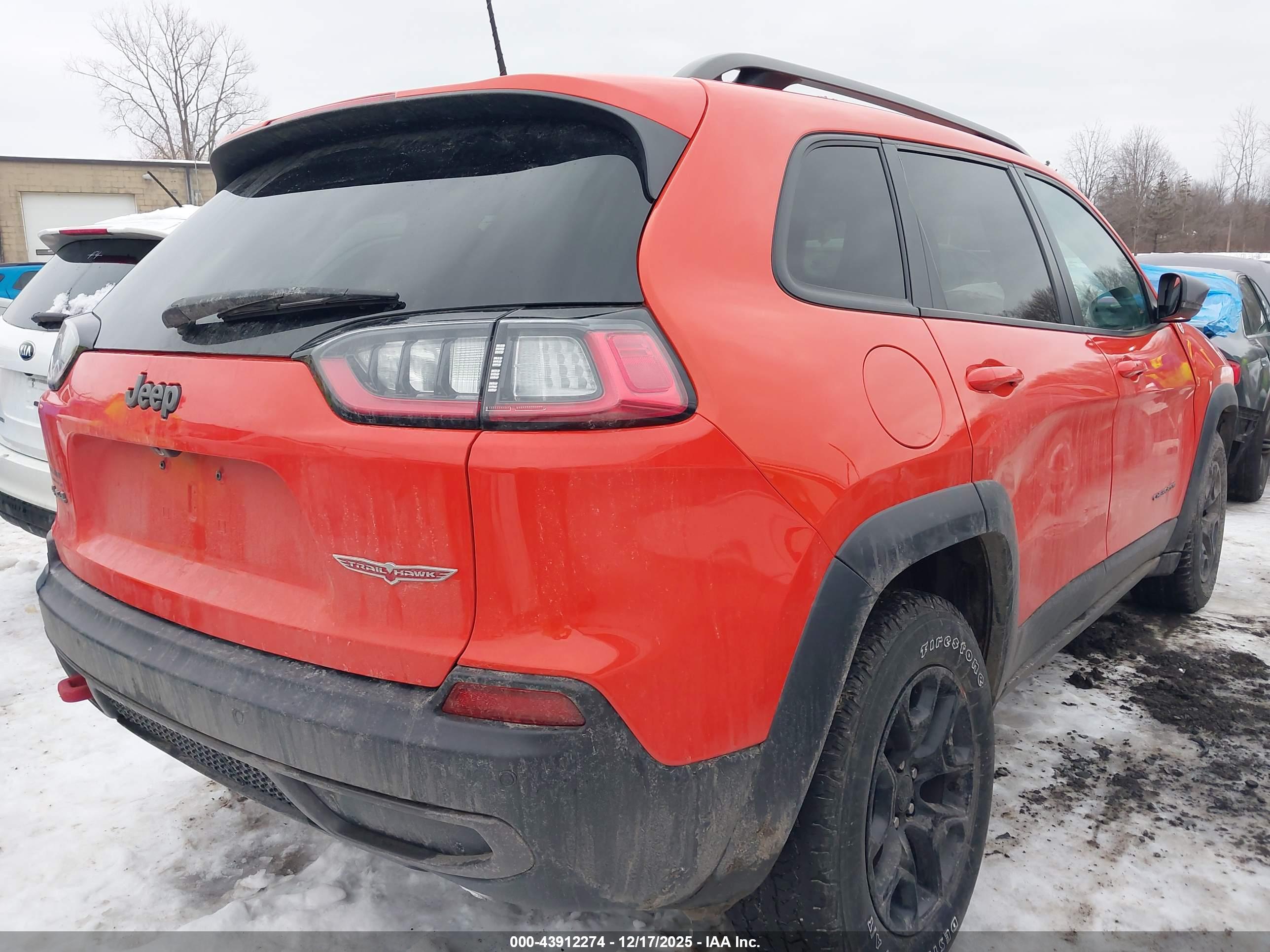 JEEP CHEROKEE image 4