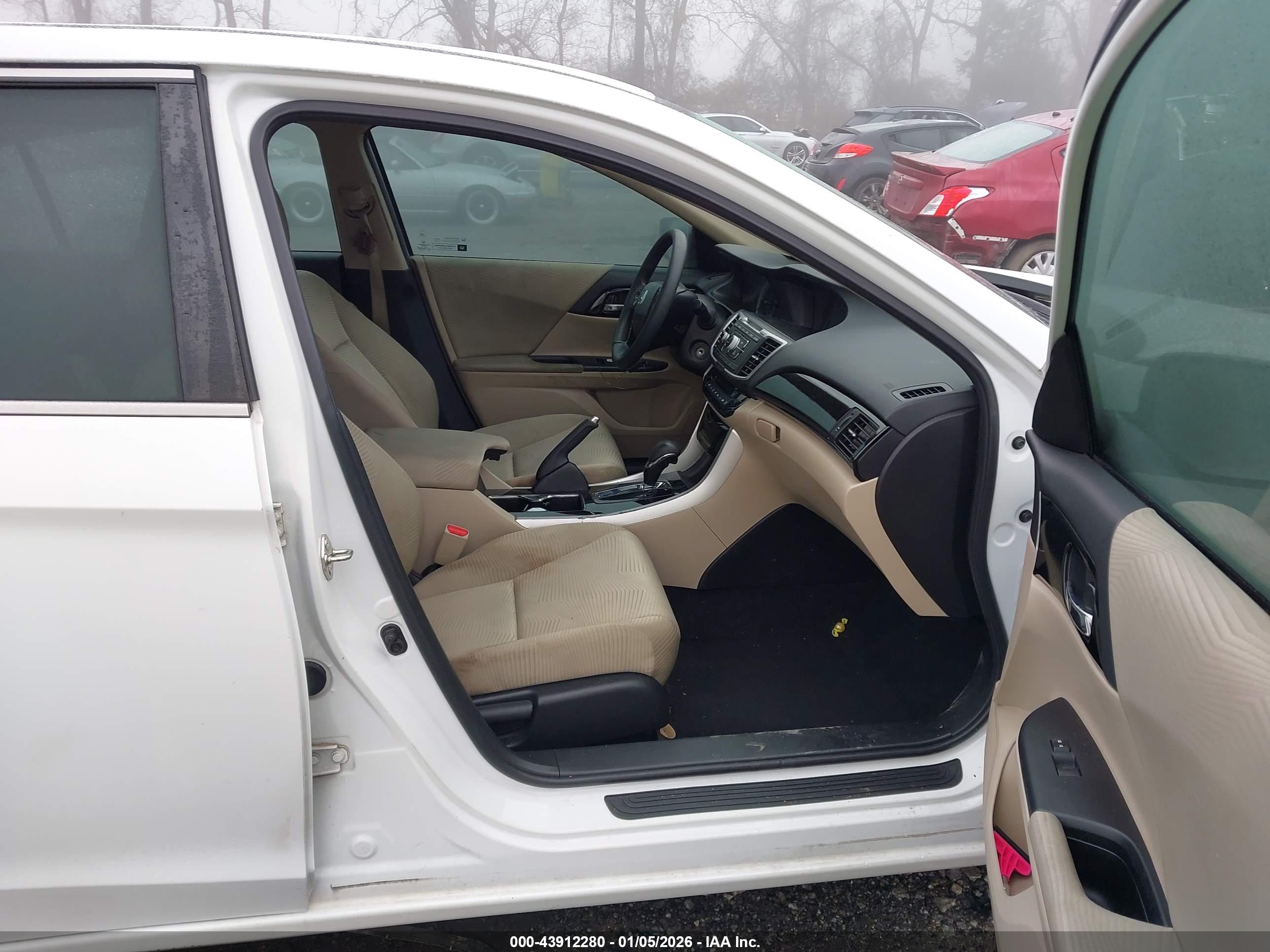 HONDA ACCORD image 5