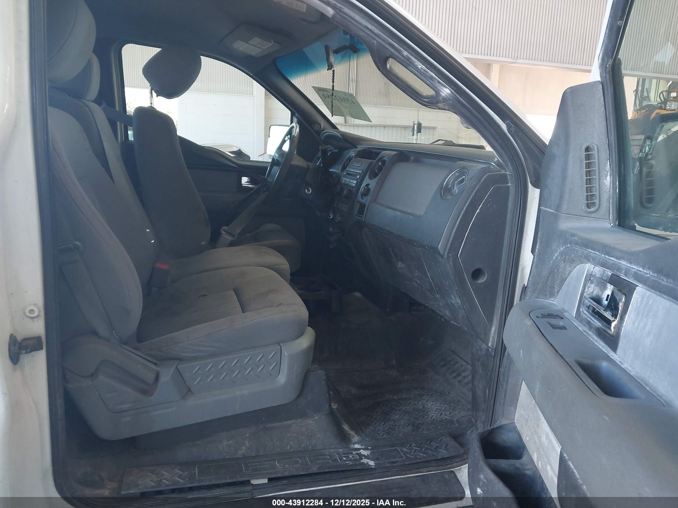 FORD F-150 image 5