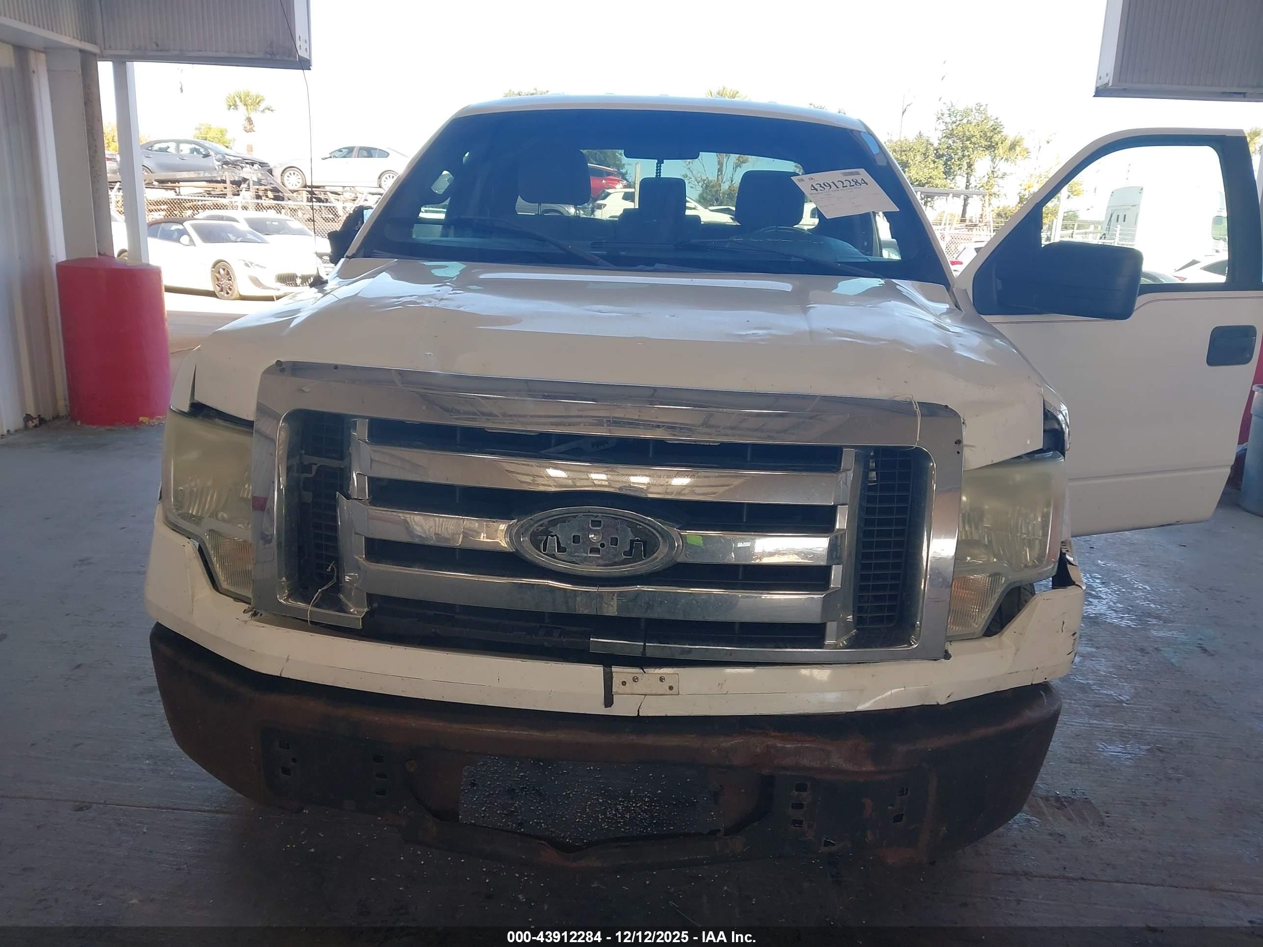 FORD F-150 image 6