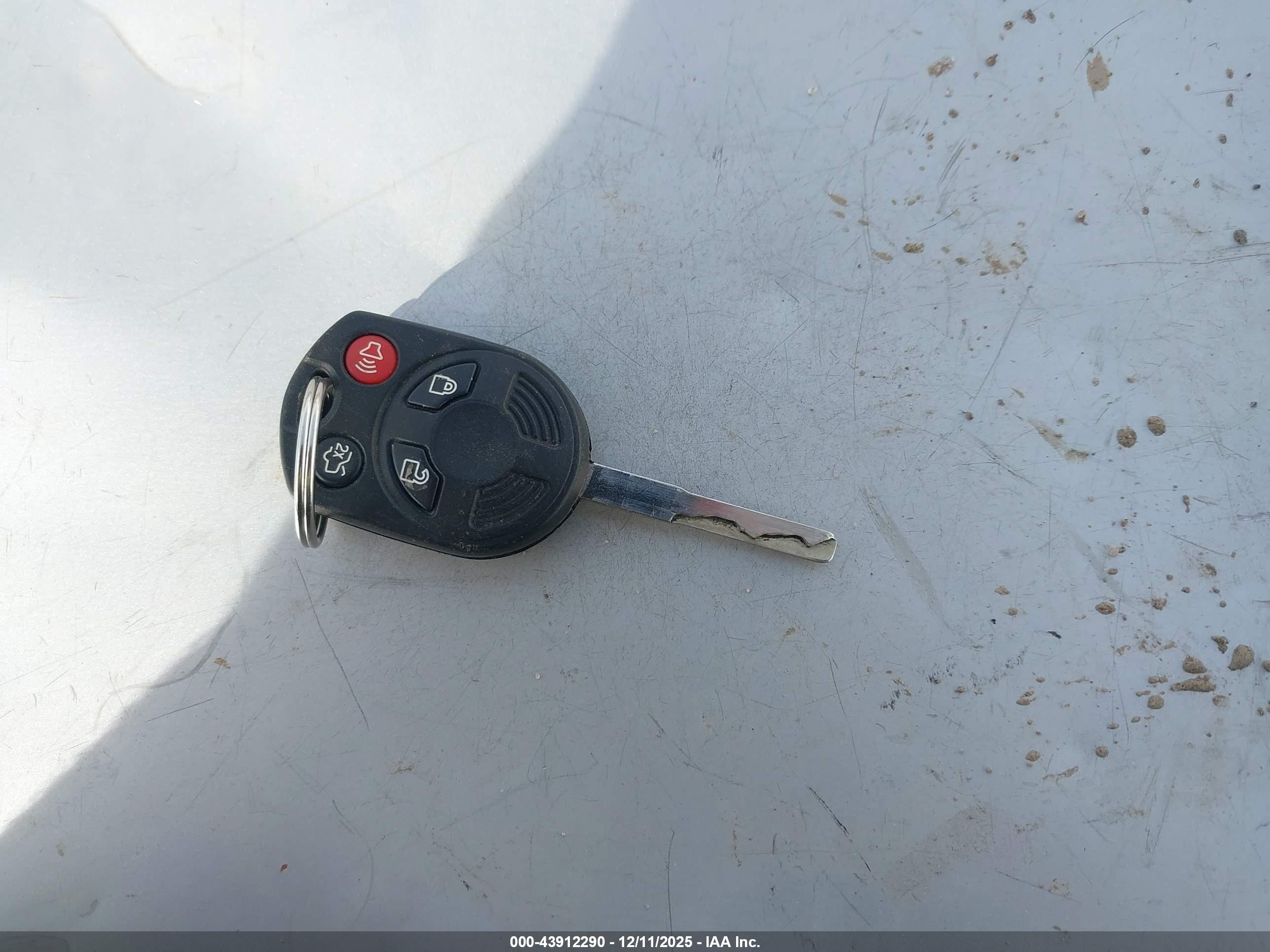 FORD TRANSIT image 11