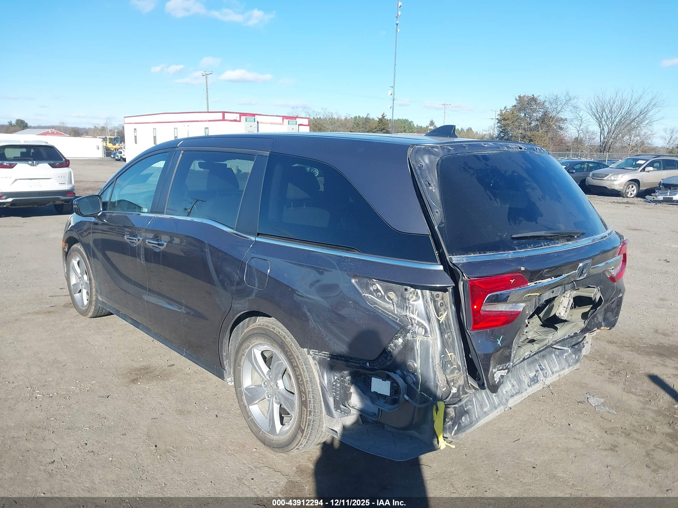 HONDA ODYSSEY image 3