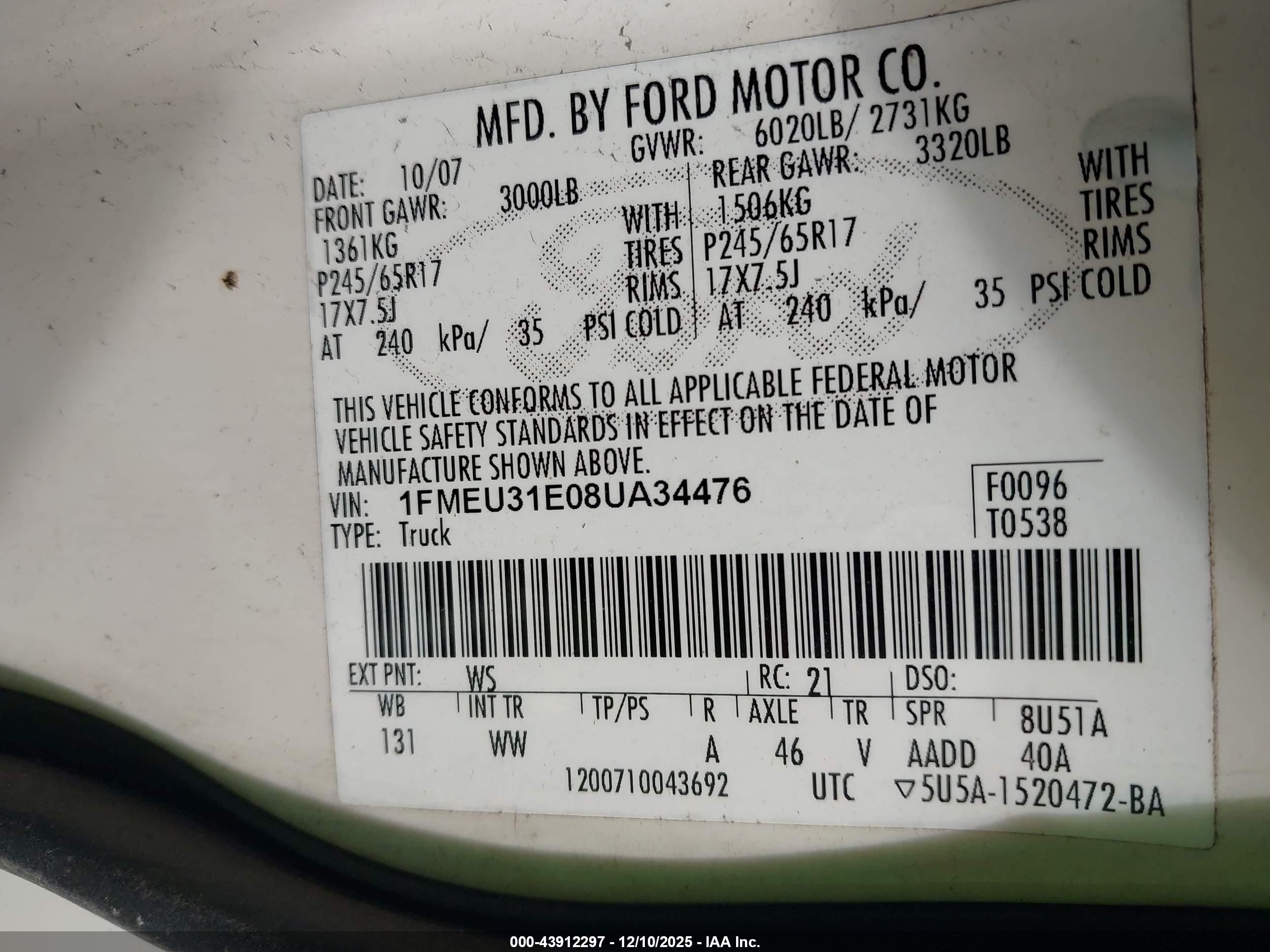 FORD EXPLORER image 9