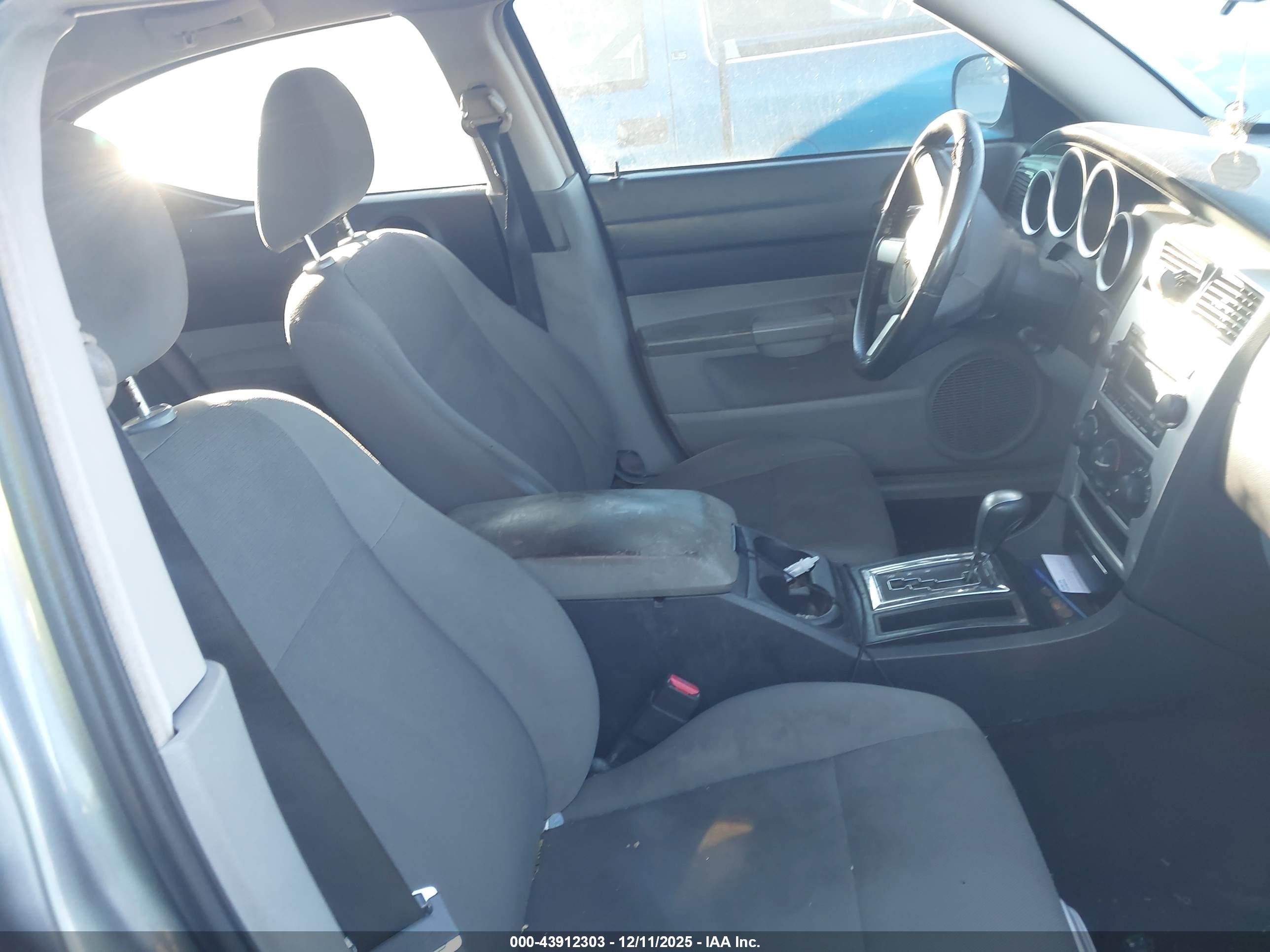 DODGE CHARGER image 5