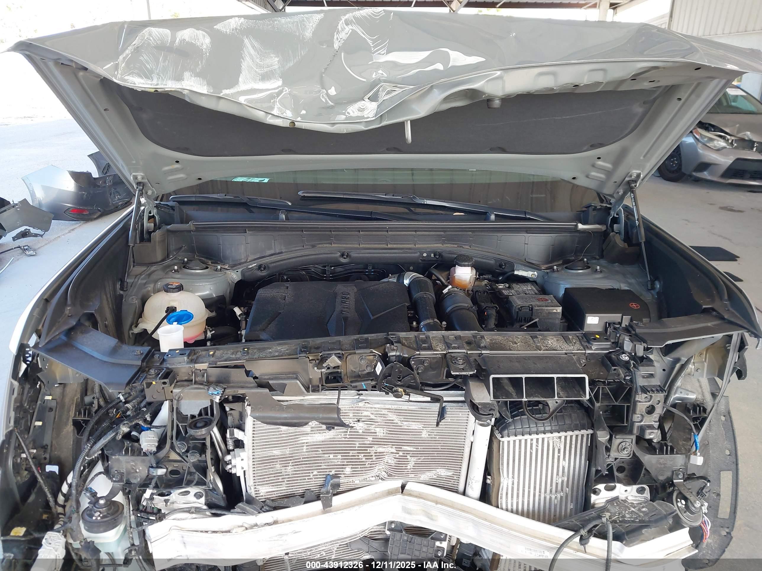 HYUNDAI SANTA image 10