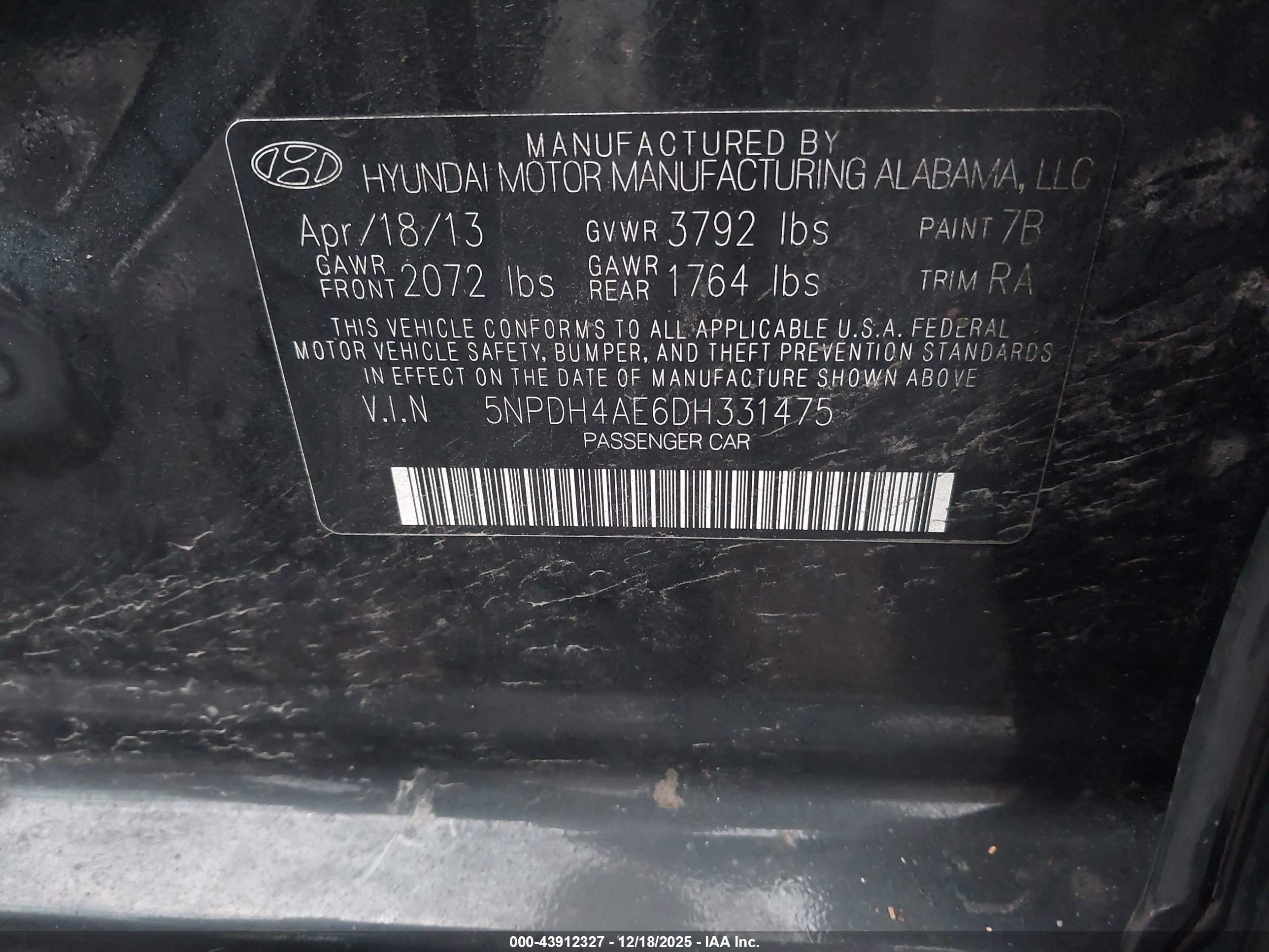 HYUNDAI ELANTRA image 9