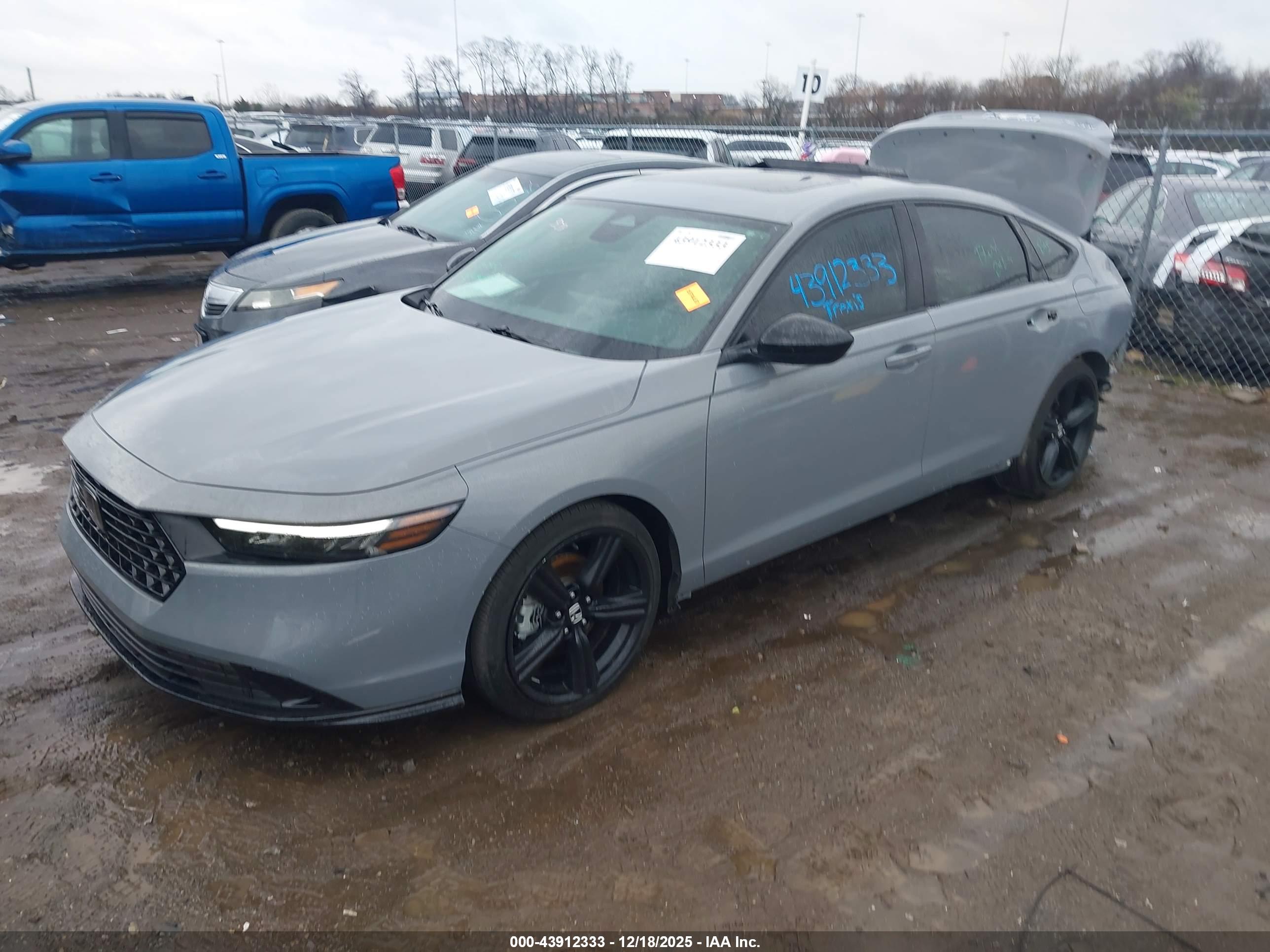 HONDA ACCORD image 2