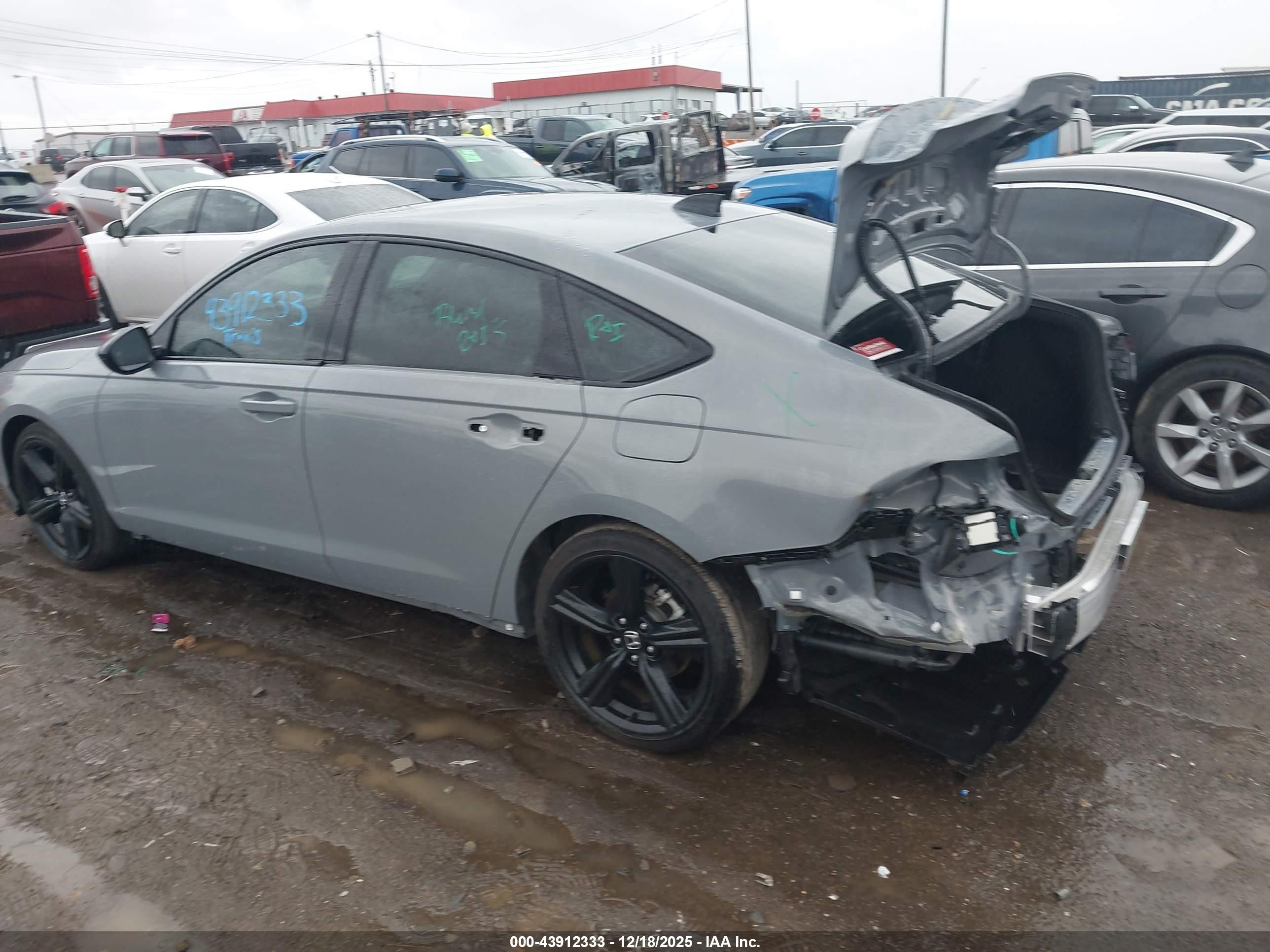 HONDA ACCORD image 3