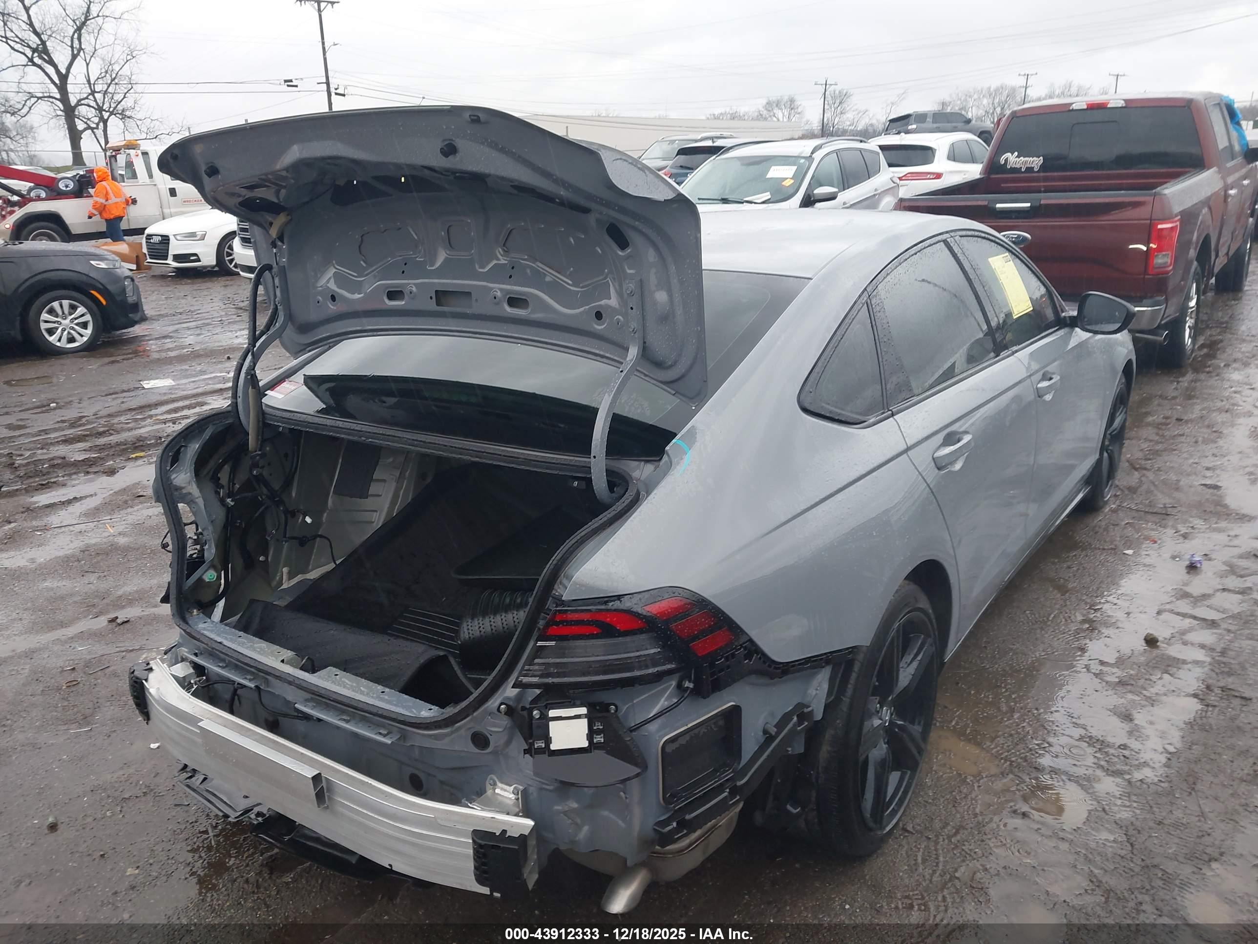 HONDA ACCORD image 4