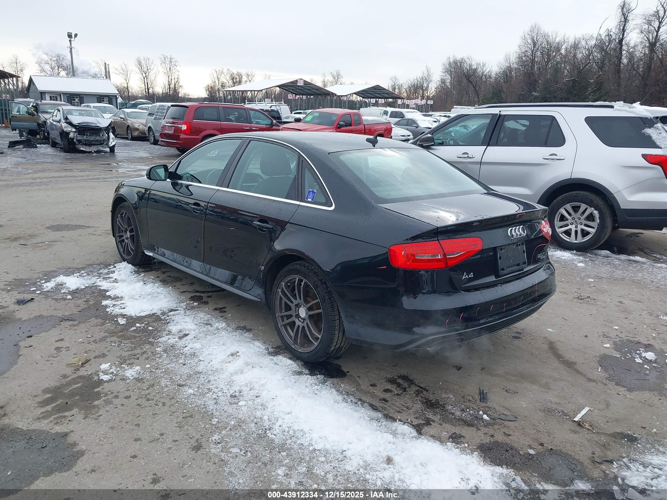 AUDI A4 image 3