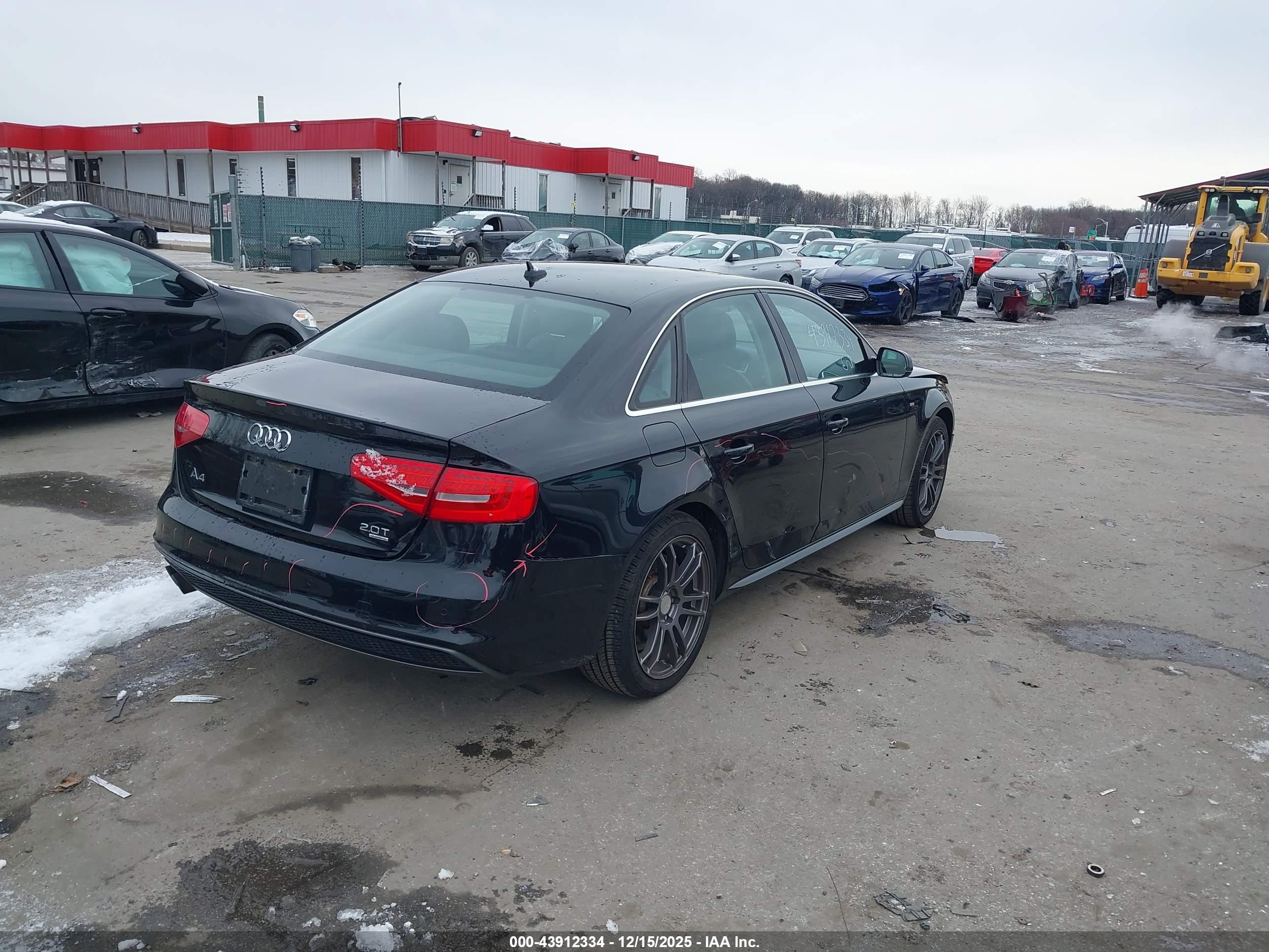 AUDI A4 image 4
