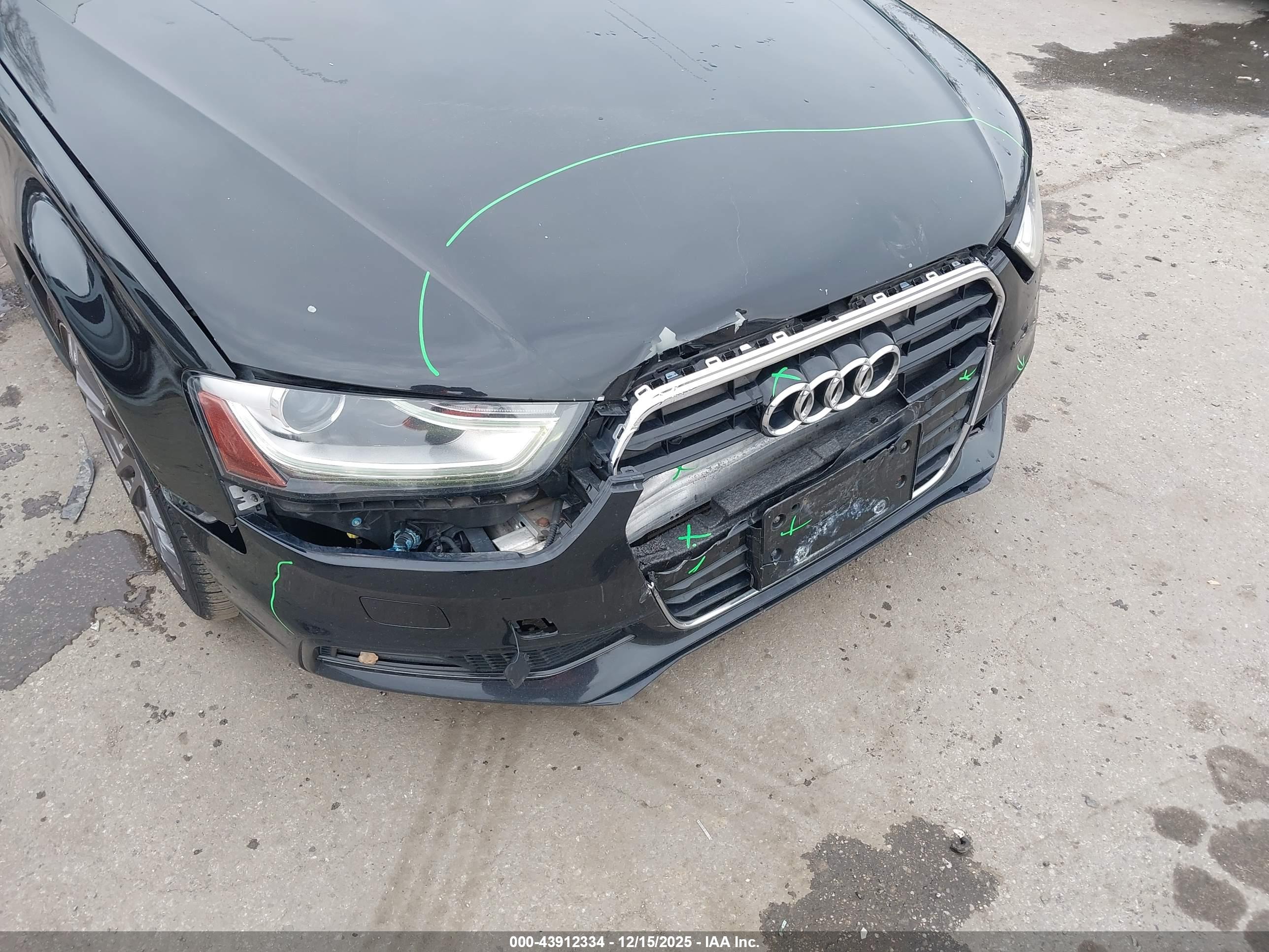 AUDI A4 image 6