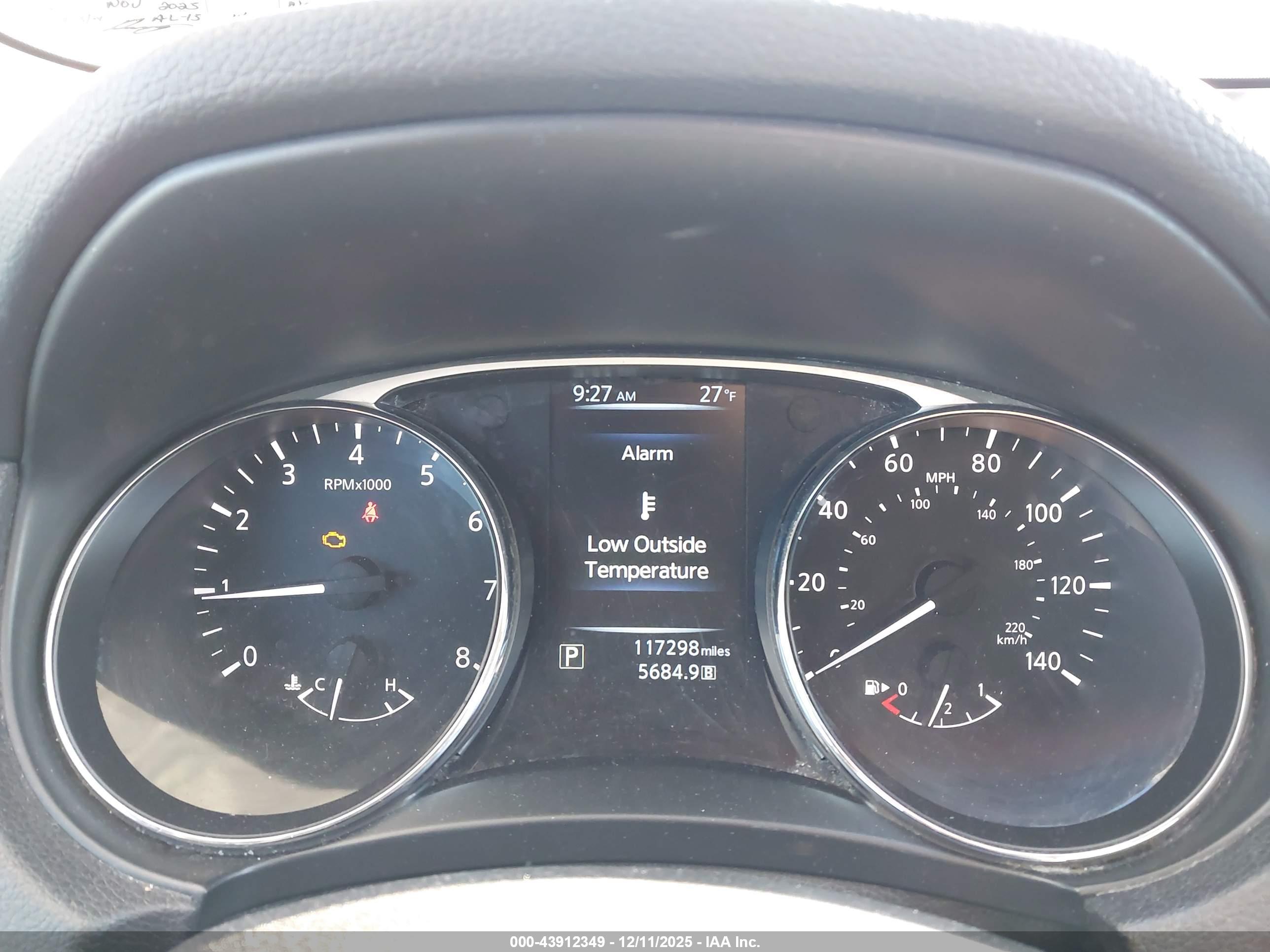 NISSAN ROGUE image 7