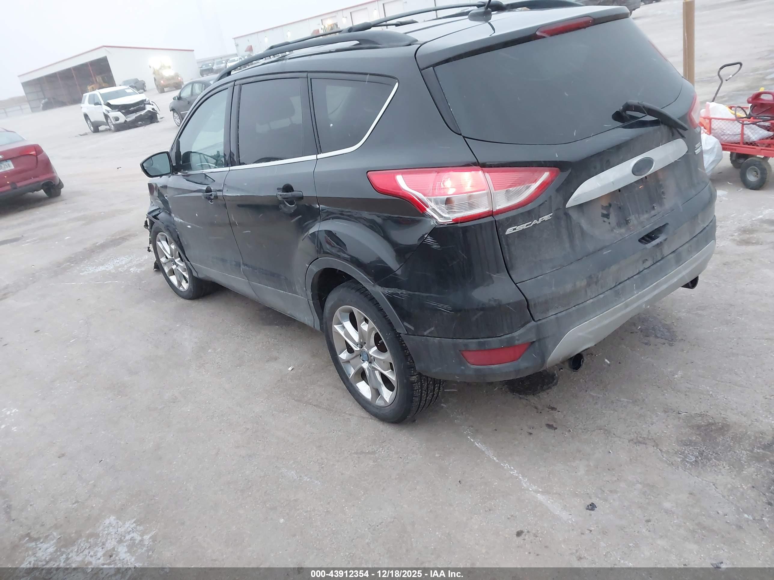 FORD ESCAPE image 3