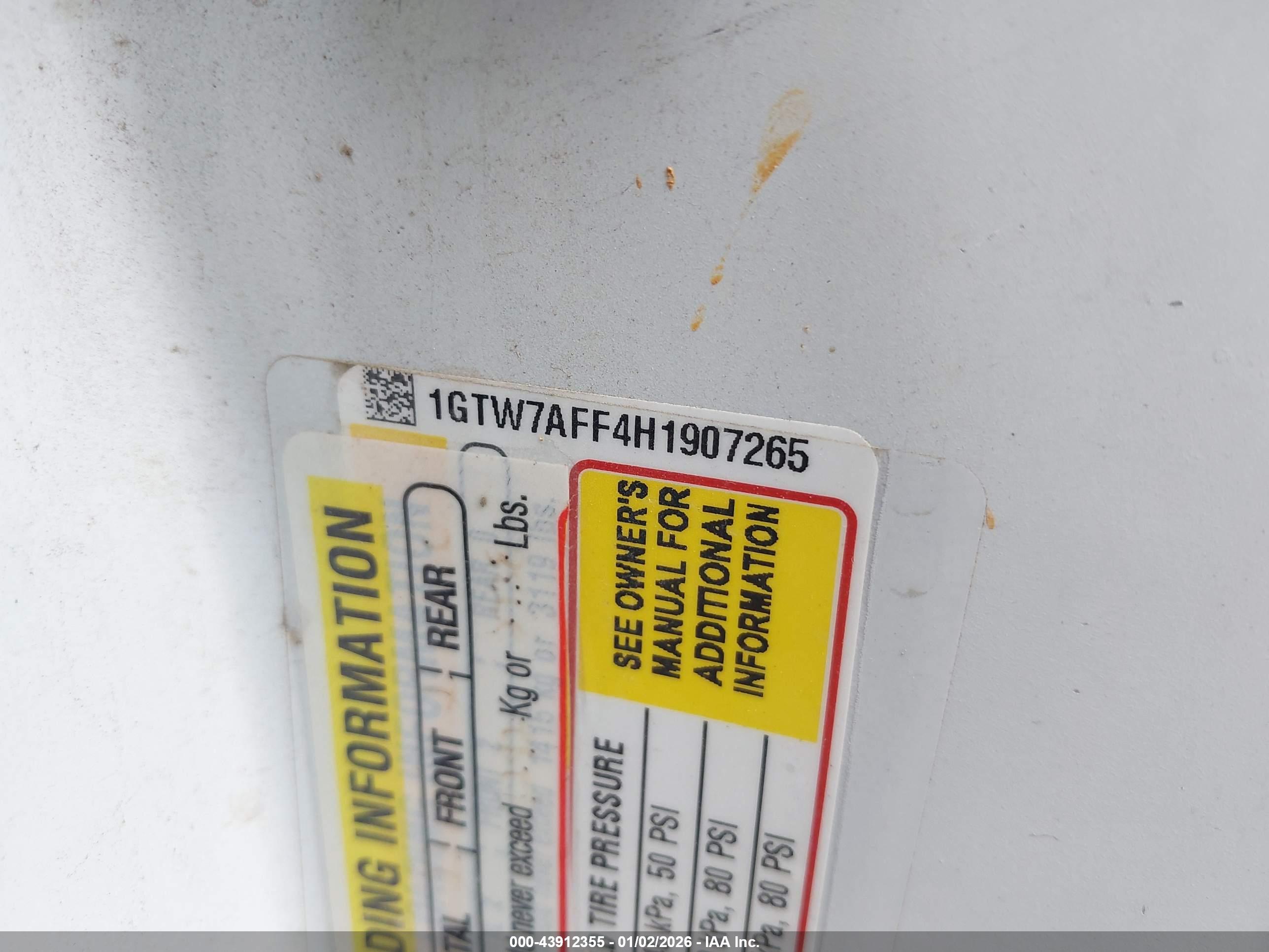 GMC SAVANA image 9