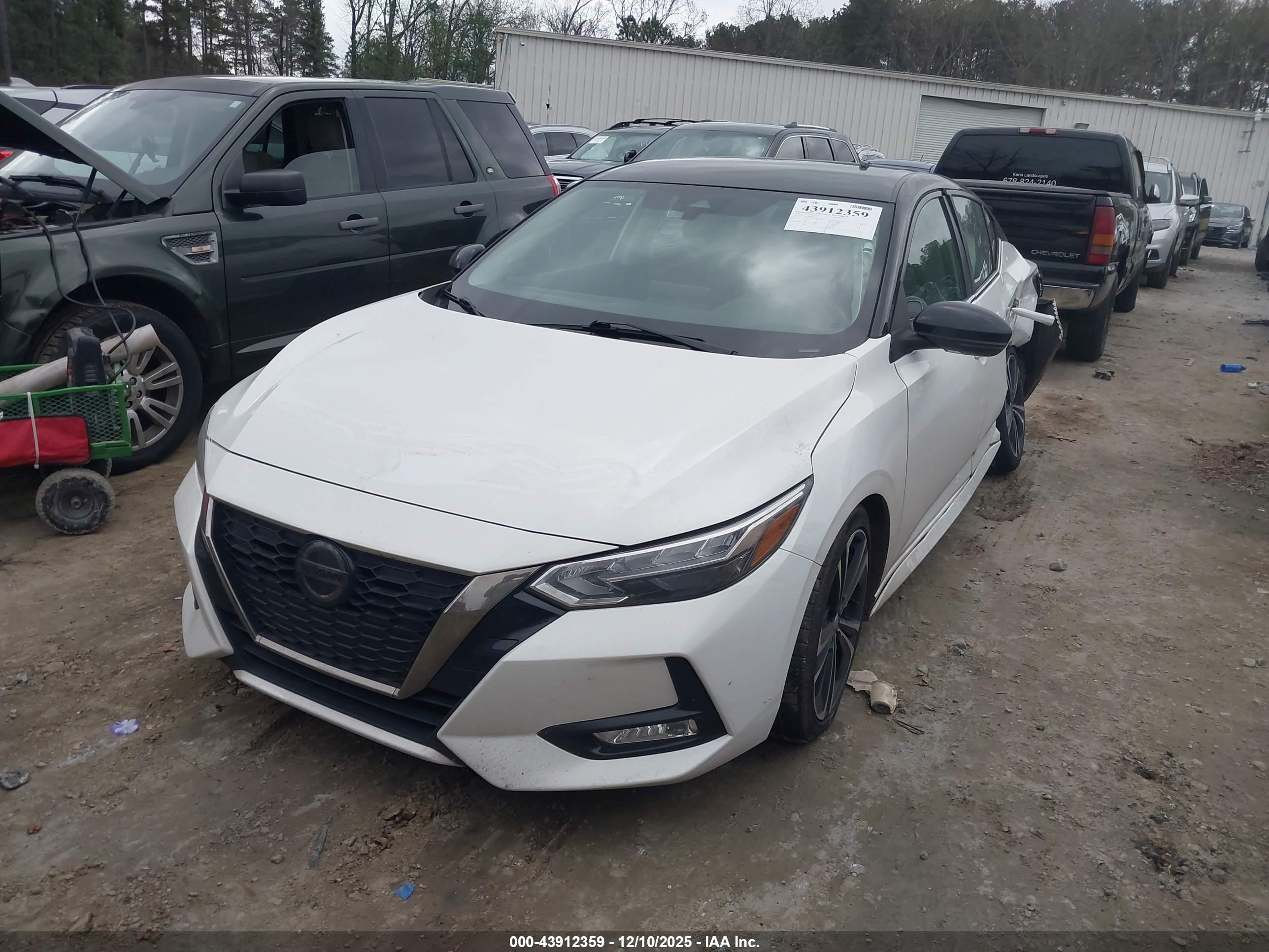 NISSAN SENTRA image 2