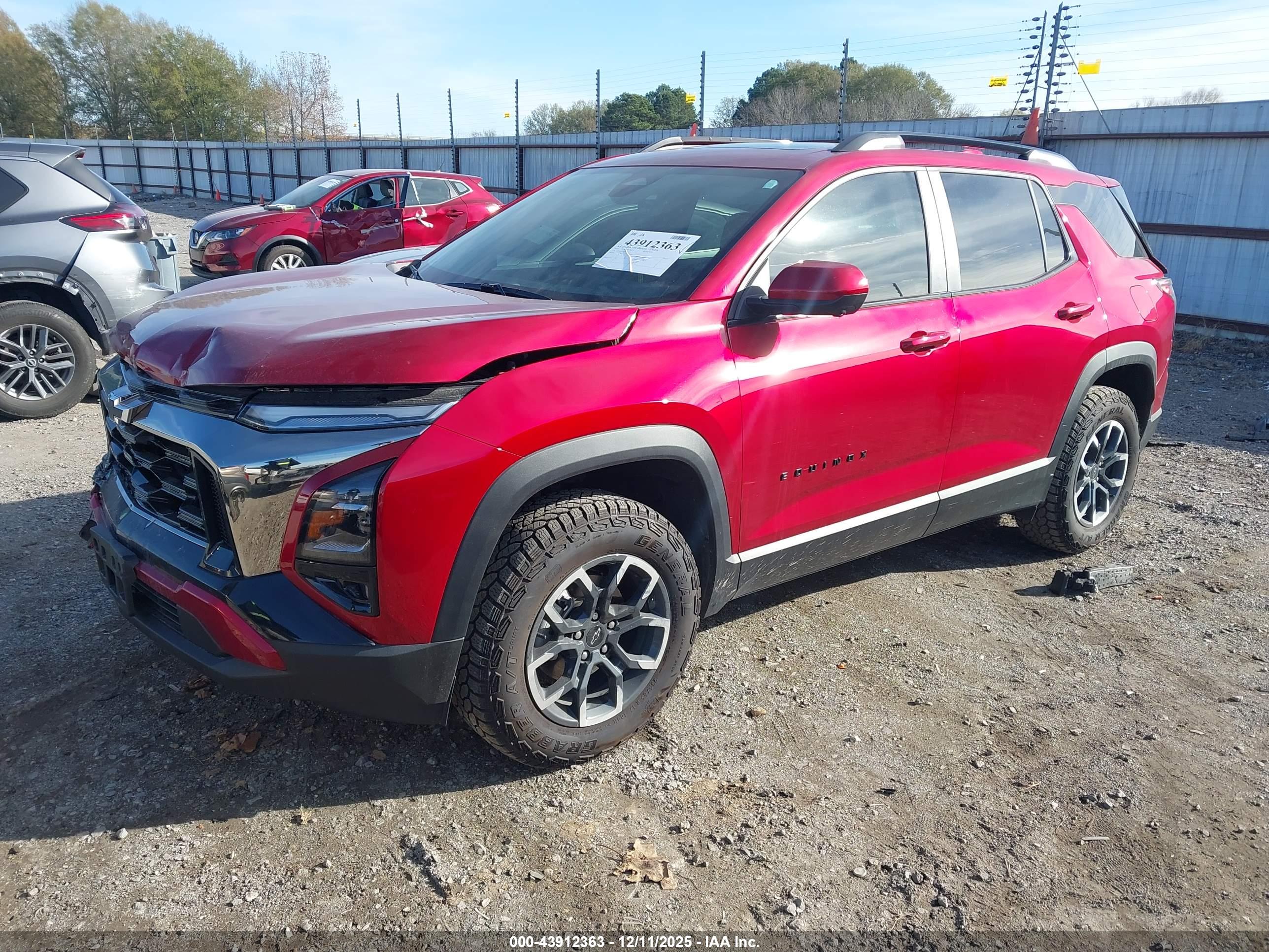 CHEVROLET EQUINOX image 2