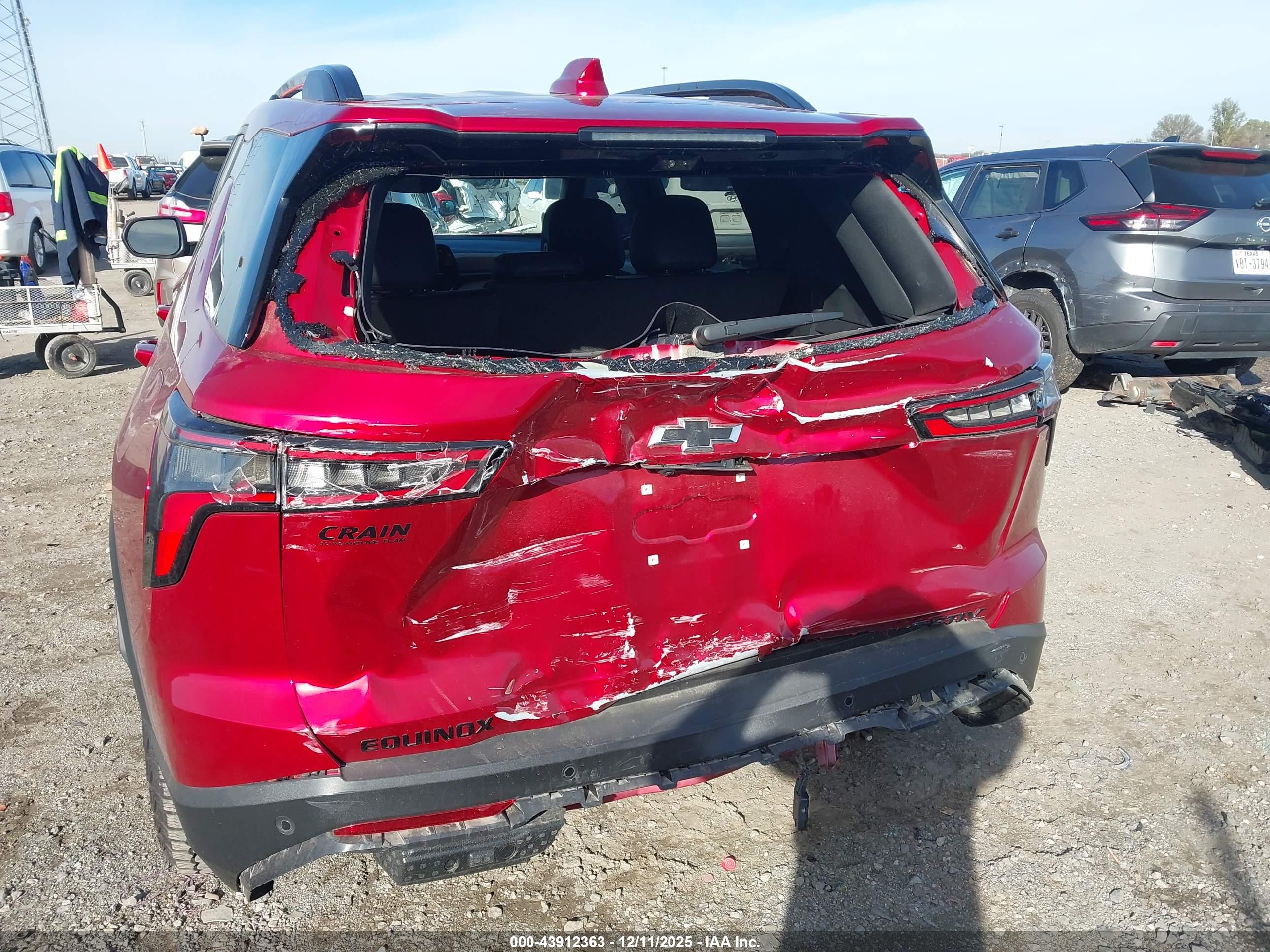 CHEVROLET EQUINOX image 6