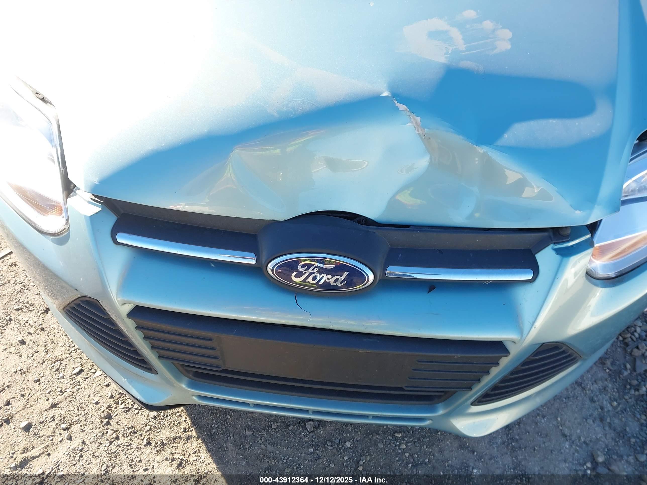 FORD FOCUS image 6