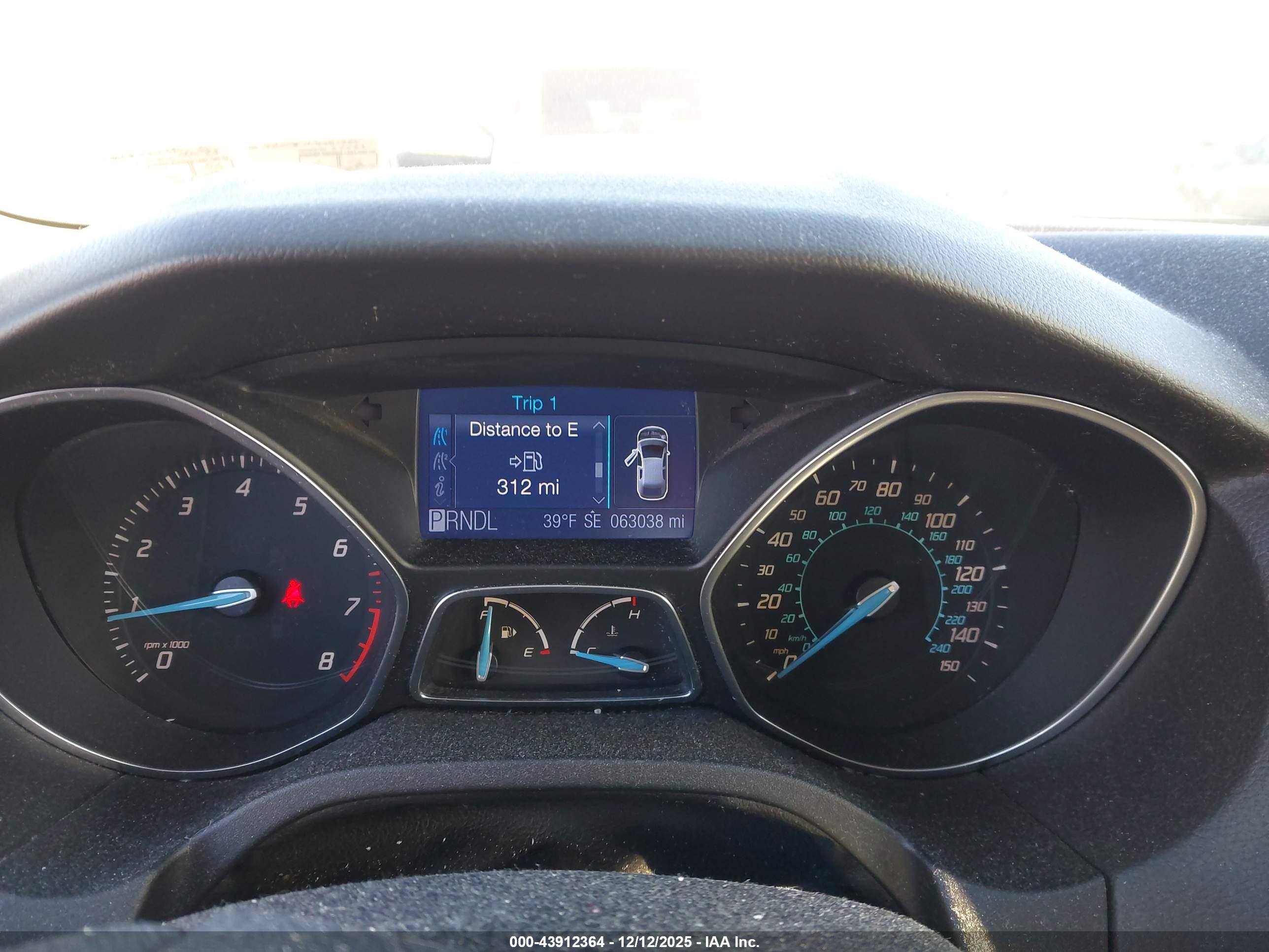 FORD FOCUS image 7