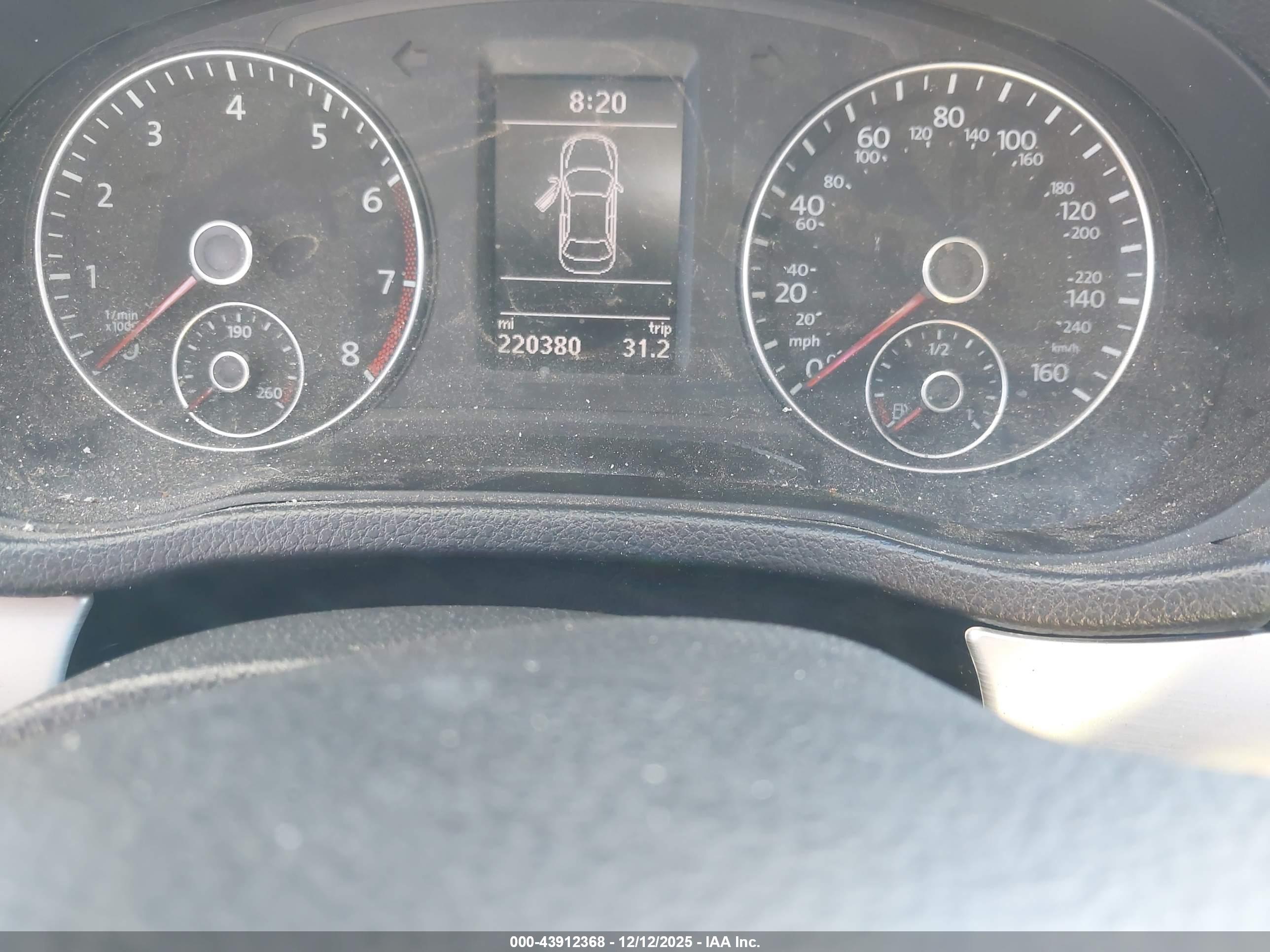 VOLKSWAGEN PASSAT image 7