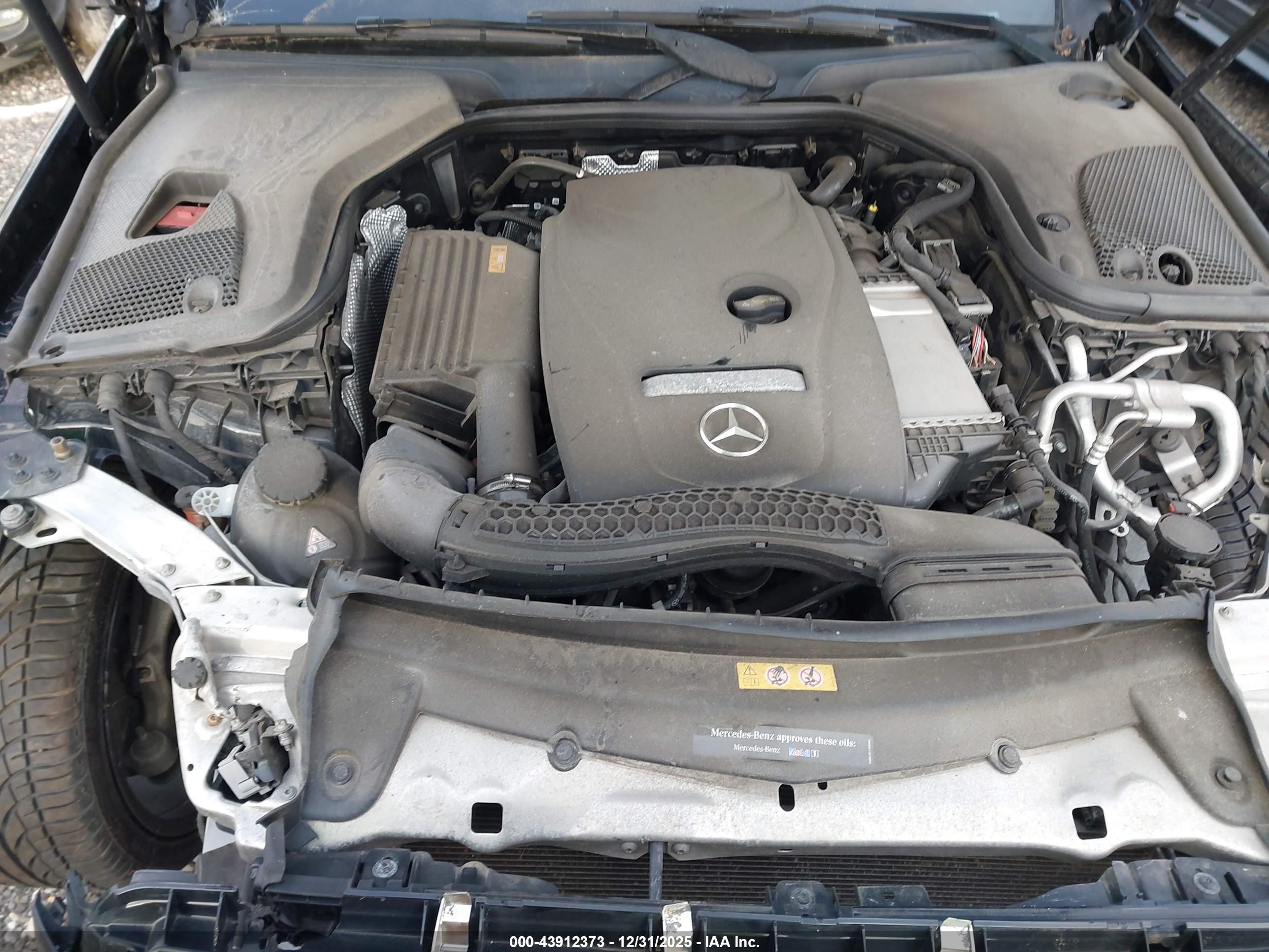 MERCEDES-BENZ E image 10