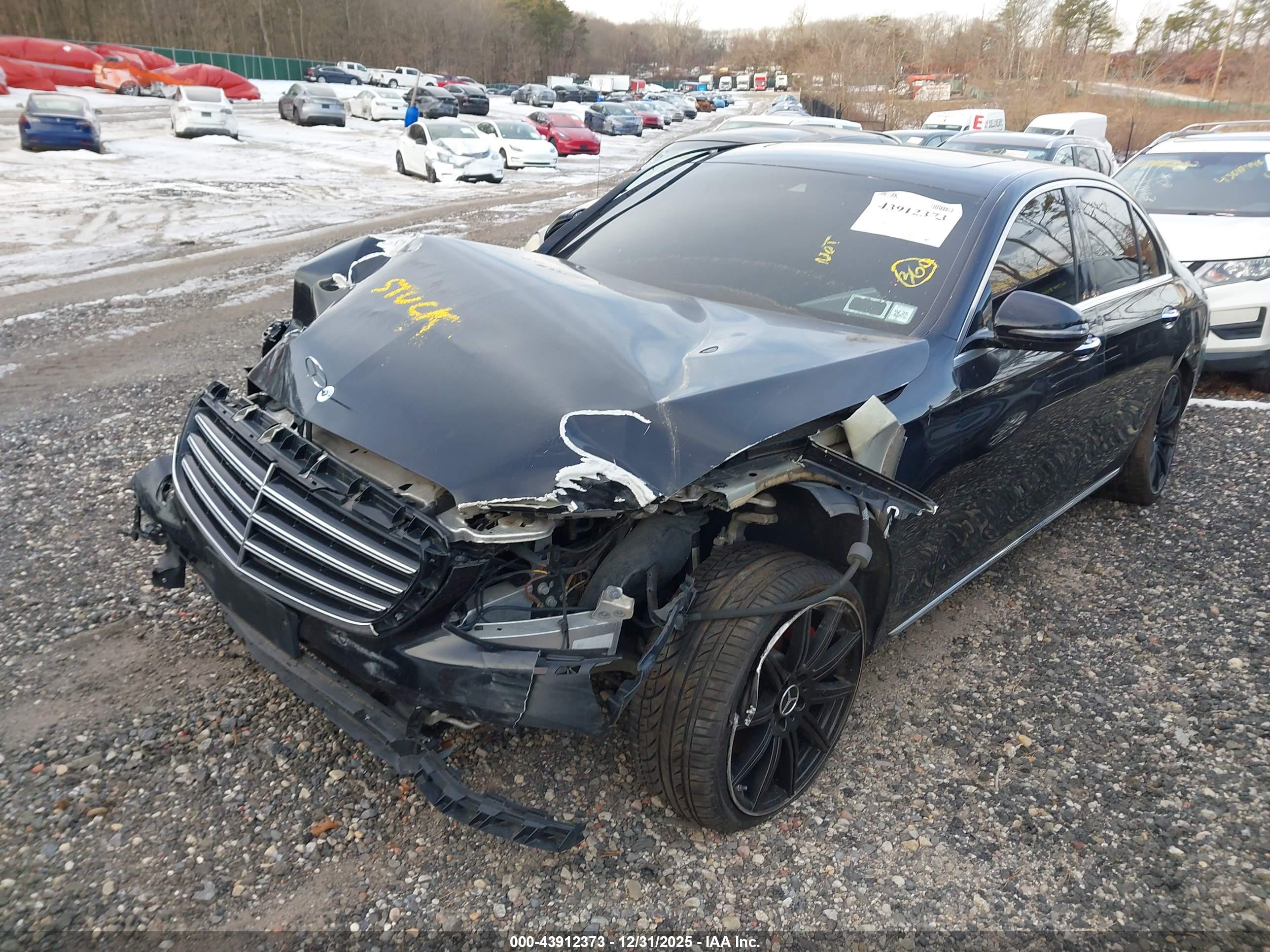 MERCEDES-BENZ E image 2