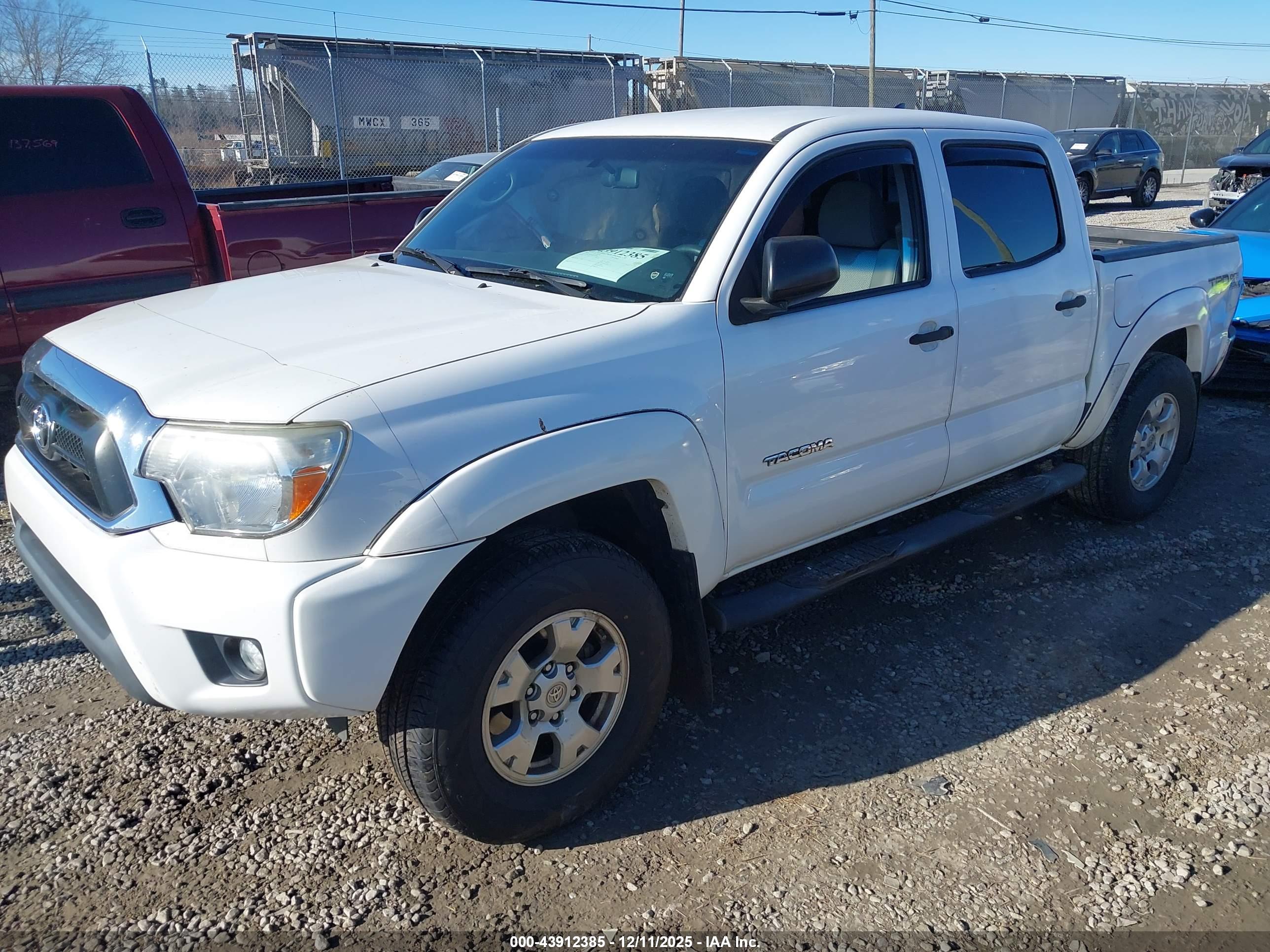 TOYOTA TACOMA image 2